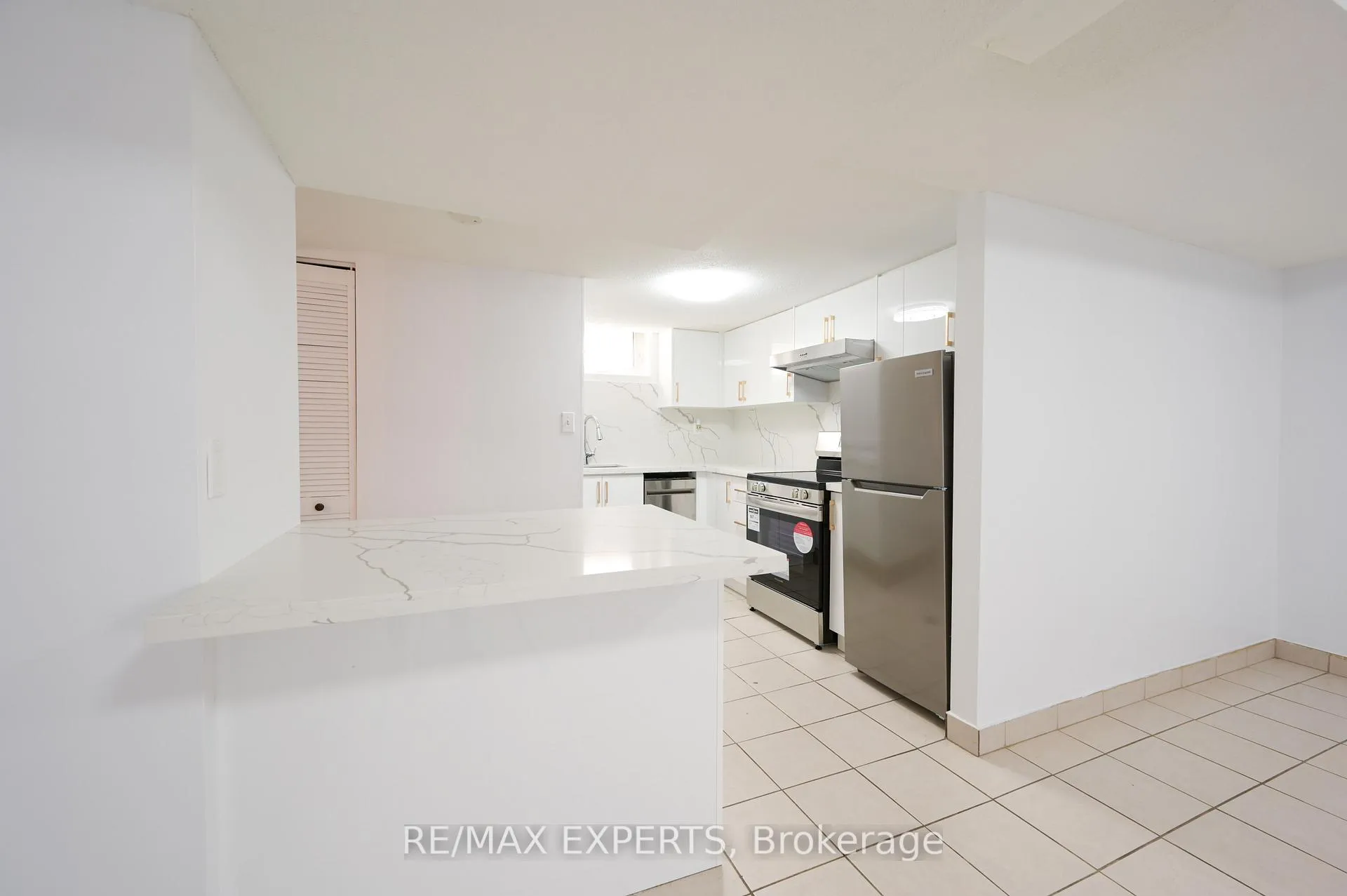 Photo 12 of Unit Bsmt, 59 Silver Arrow Crescent, Vaughan, Maple — HOMEH