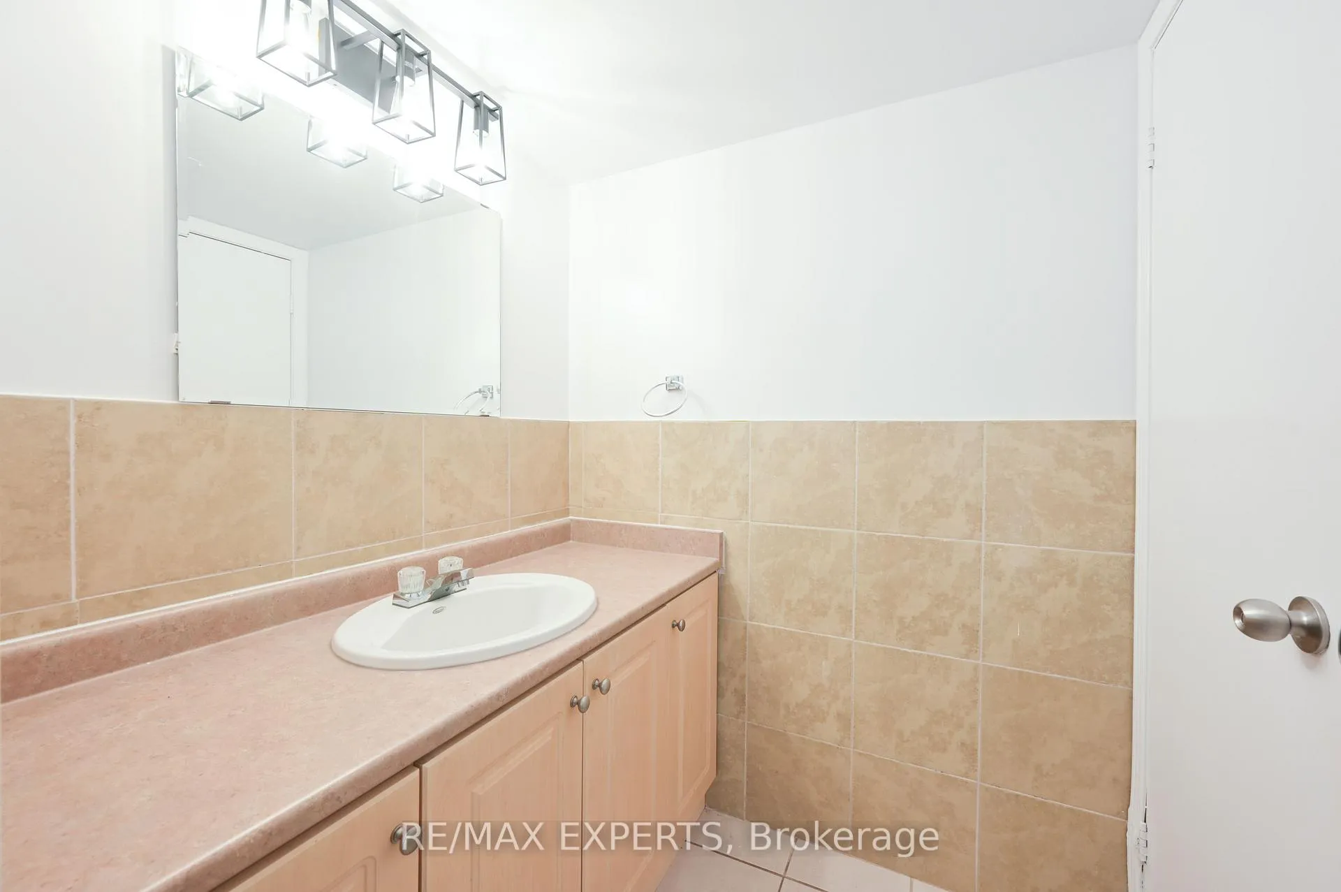 Photo 20 of Unit Bsmt, 59 Silver Arrow Crescent, Vaughan, Maple — HOMEH