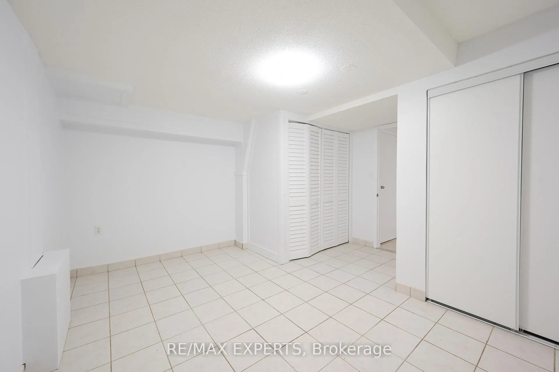 Photo 25 of Unit Bsmt, 59 Silver Arrow Crescent, Vaughan, Maple — HOMEH