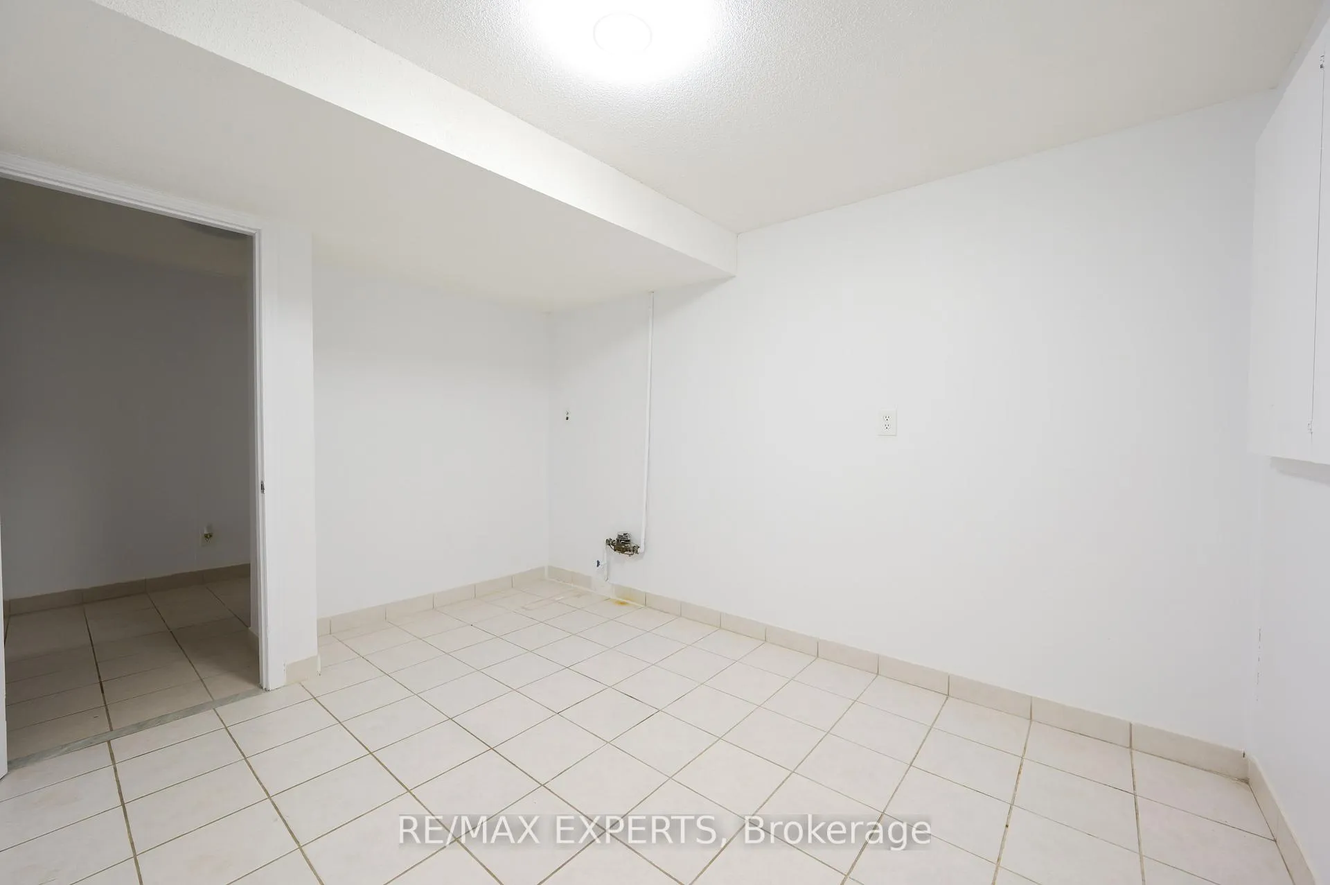 Photo 28 of Unit Bsmt, 59 Silver Arrow Crescent, Vaughan, Maple — HOMEH