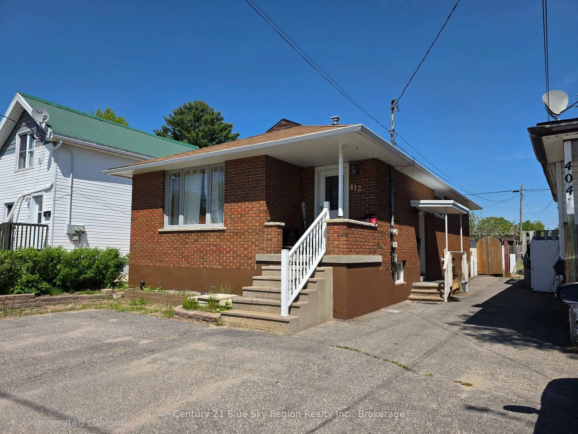Front of 412 King Street W