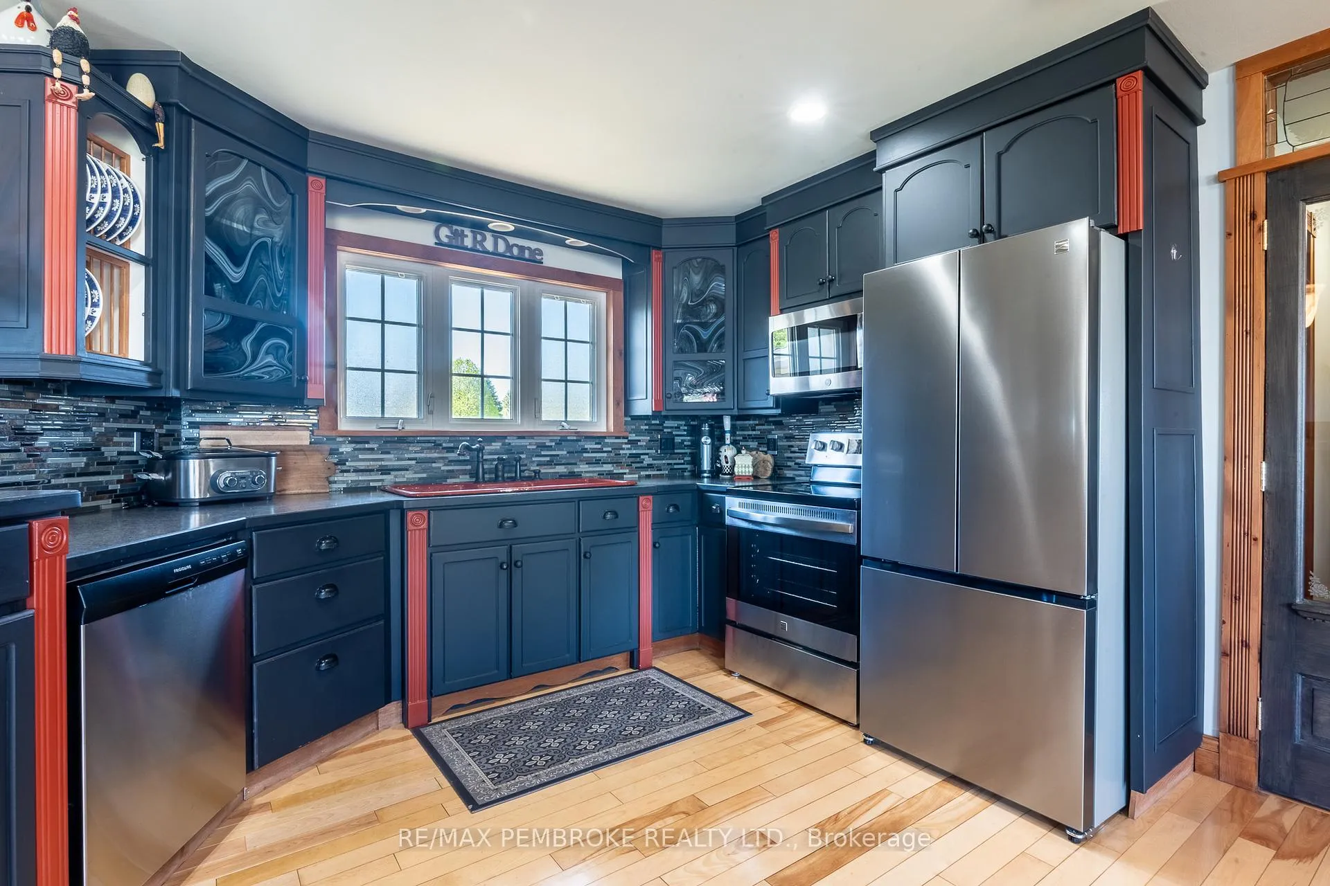 Photo 24 of 11 Fairway Drive, Petawawa — HOMEH