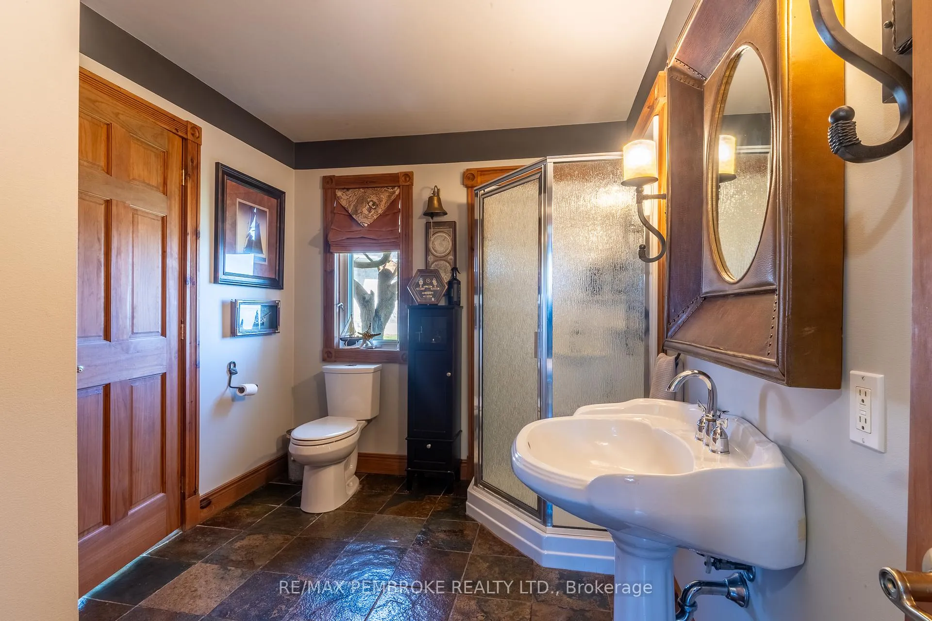 Photo 29 of 11 Fairway Drive, Petawawa — HOMEH