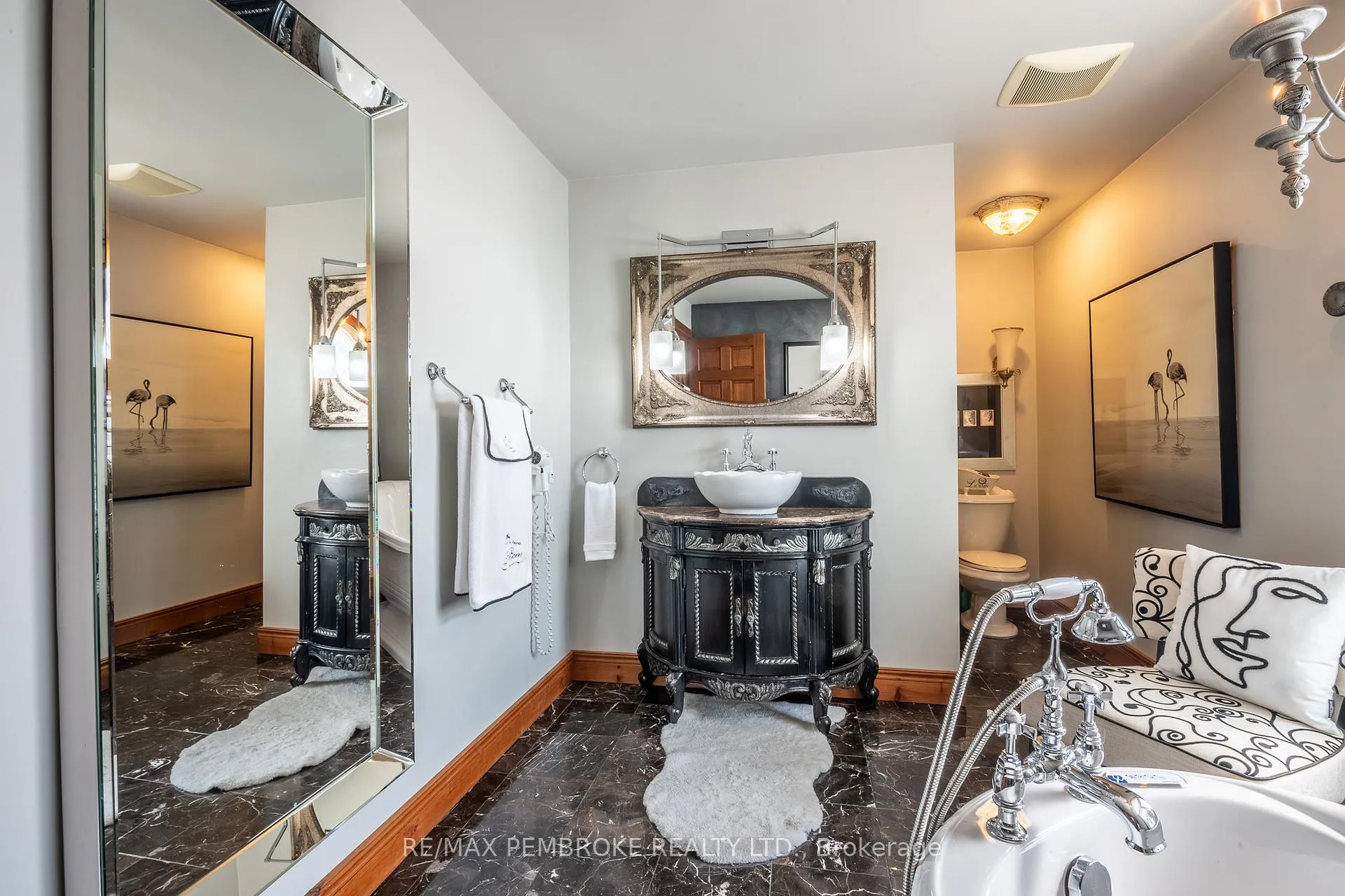 Photo 41 of 11 Fairway Drive, Petawawa — HOMEH