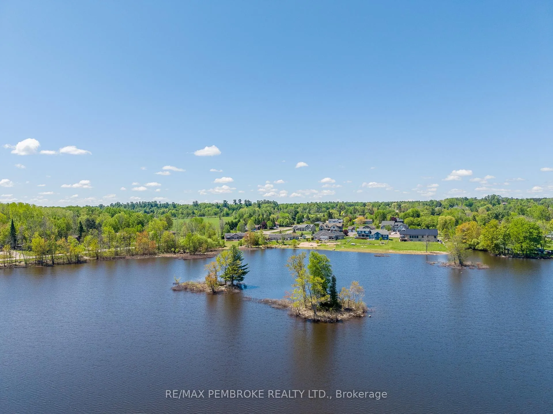 Photo 46 of 11 Fairway Drive, Petawawa — HOMEH