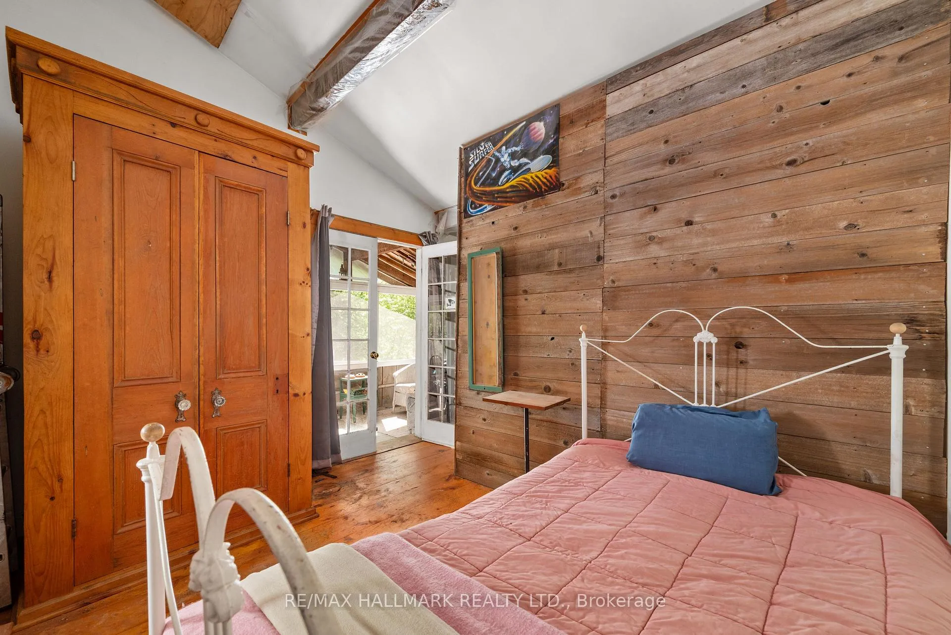 Photo 13 of 1005 Learners Lane, Minden Hills, Lutterworth — HOMEH