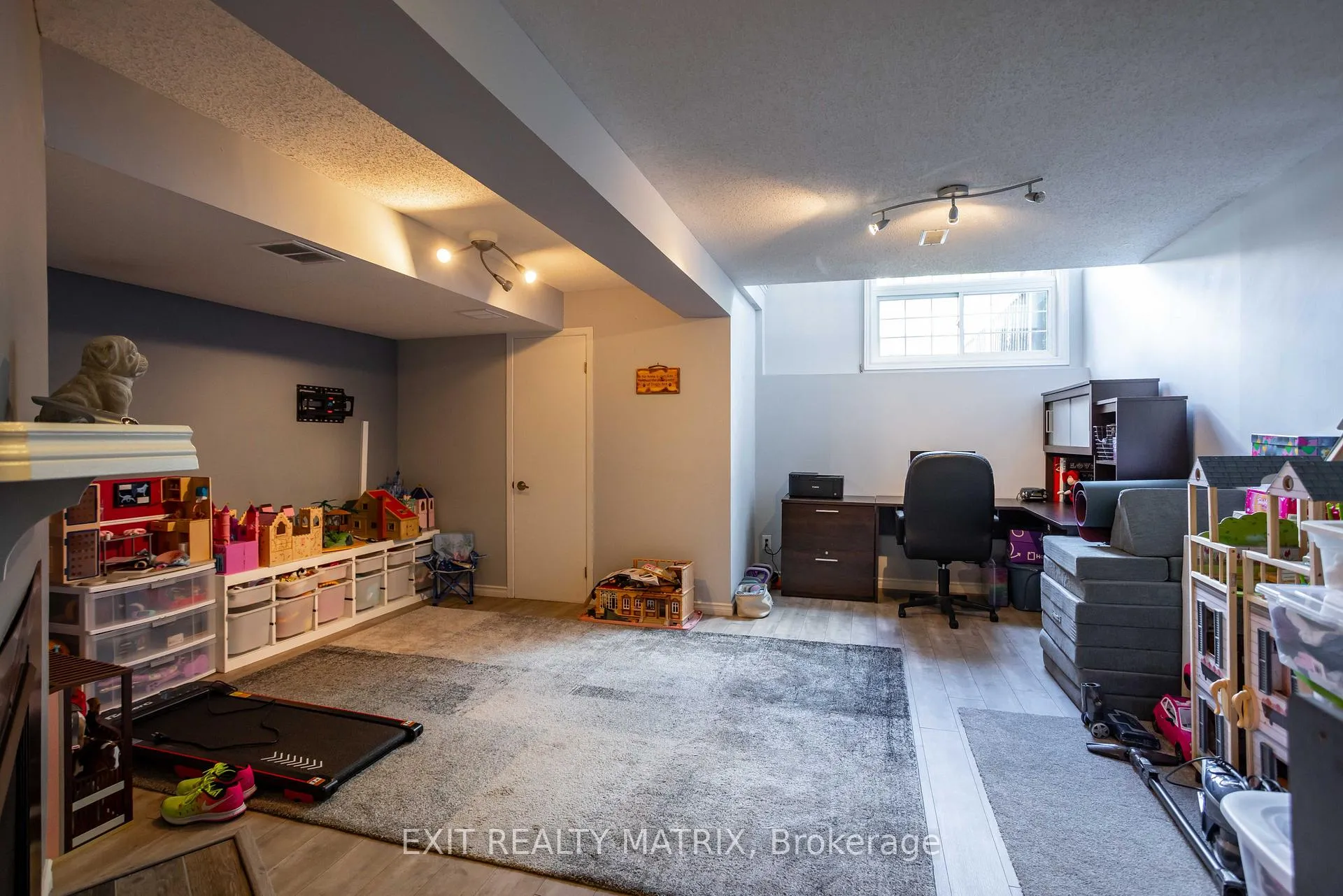 Photo 35 of 1523 Briarfield Crescent, Ottawa, Fallingbrook/Ridgemount — HOMEH