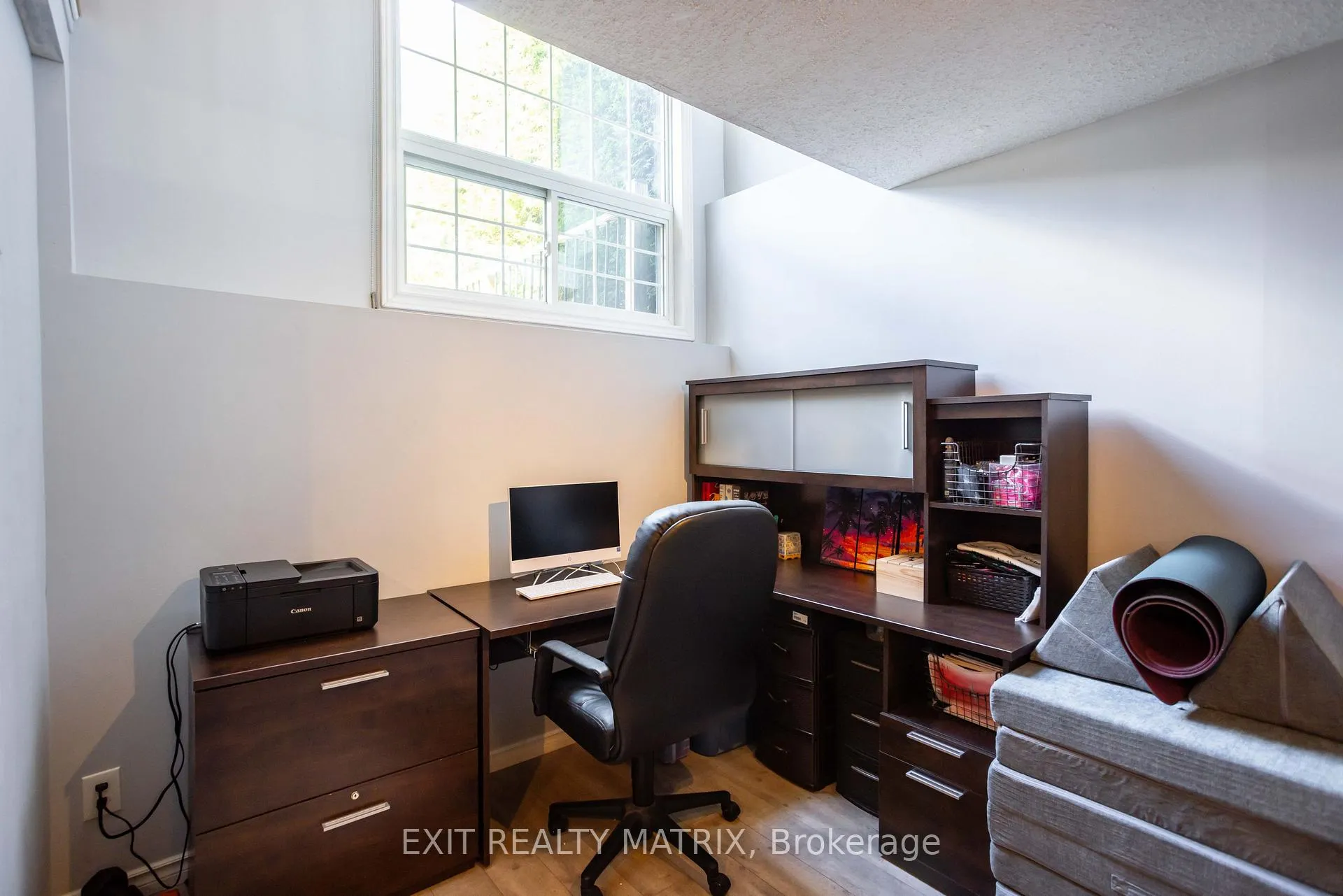 Photo 36 of 1523 Briarfield Crescent, Ottawa, Fallingbrook/Ridgemount — HOMEH