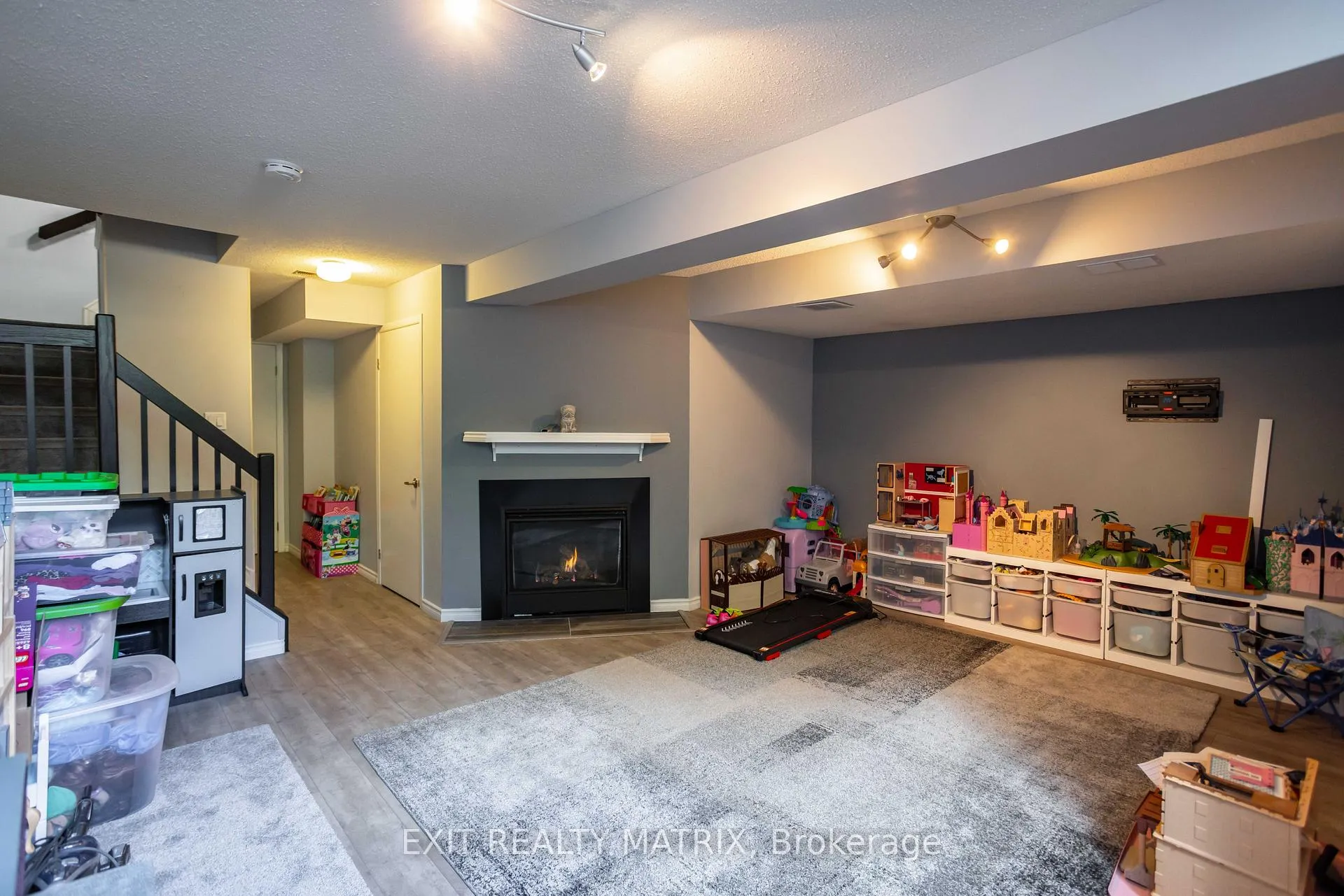 Photo 38 of 1523 Briarfield Crescent, Ottawa, Fallingbrook/Ridgemount — HOMEH