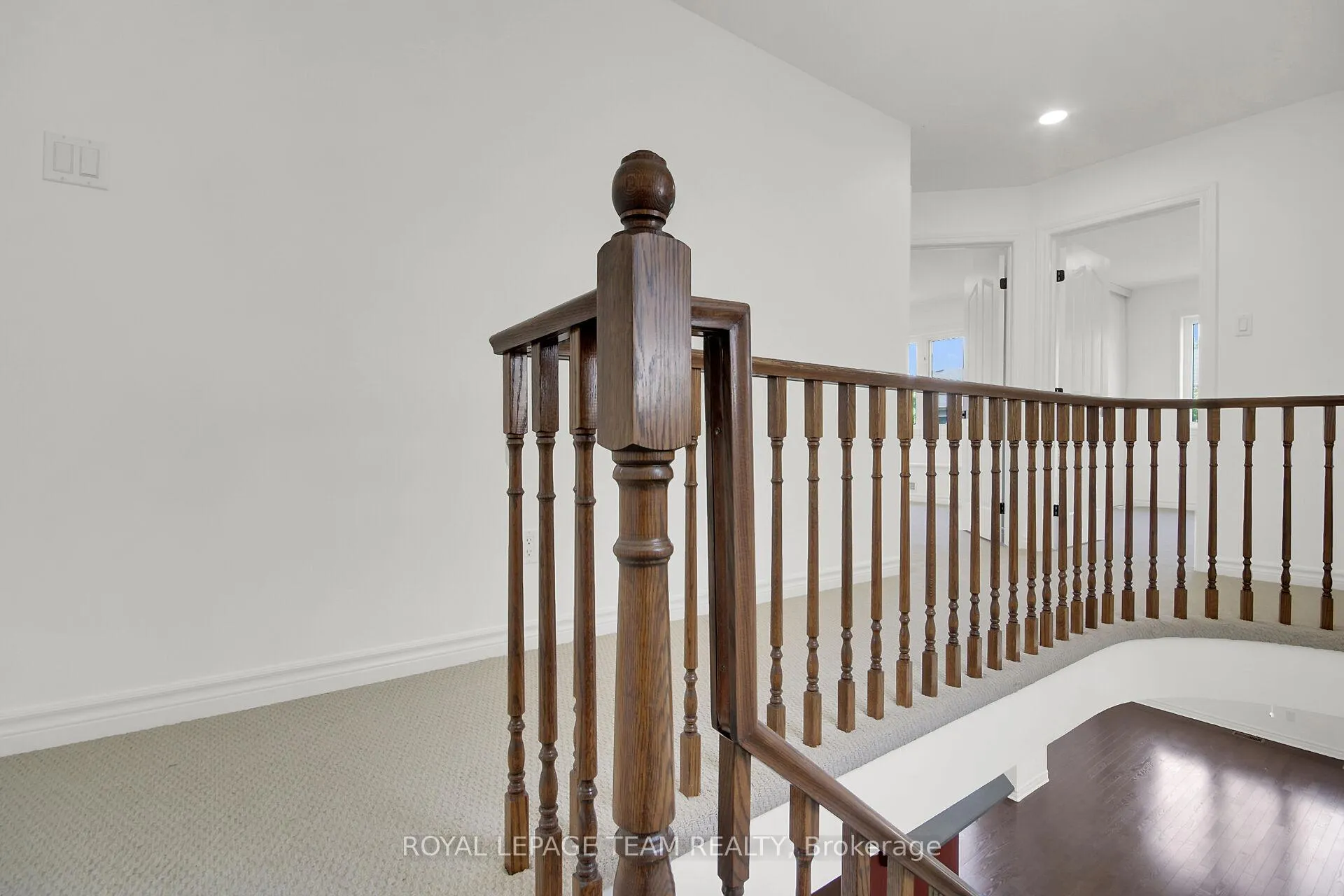 Photo 16 of 190 Saddlesmith Circle, Ottawa, Kanata - Emerald Meadows/Trailwest — HOMEH
