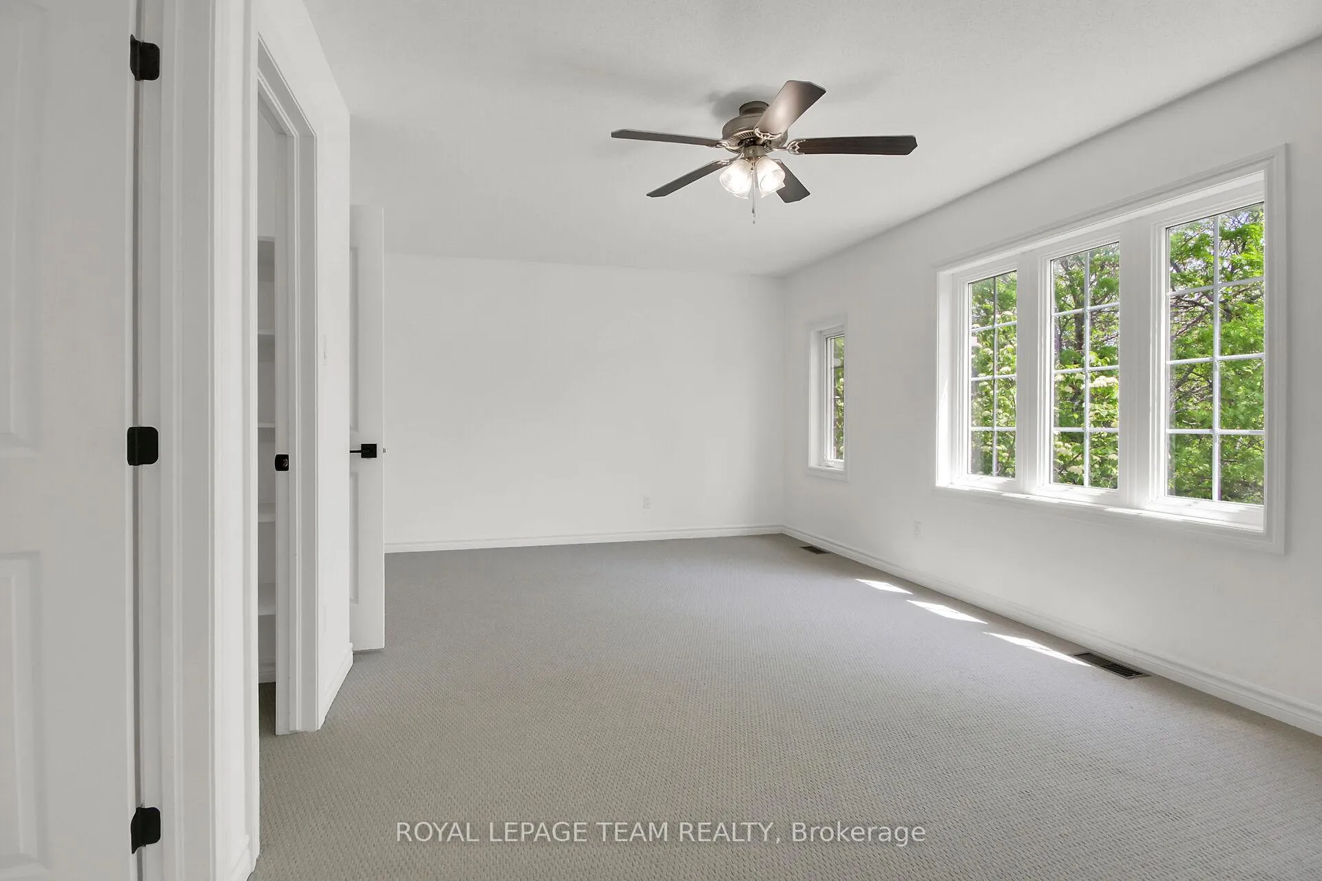 Photo 17 of 190 Saddlesmith Circle, Ottawa, Kanata - Emerald Meadows/Trailwest — HOMEH