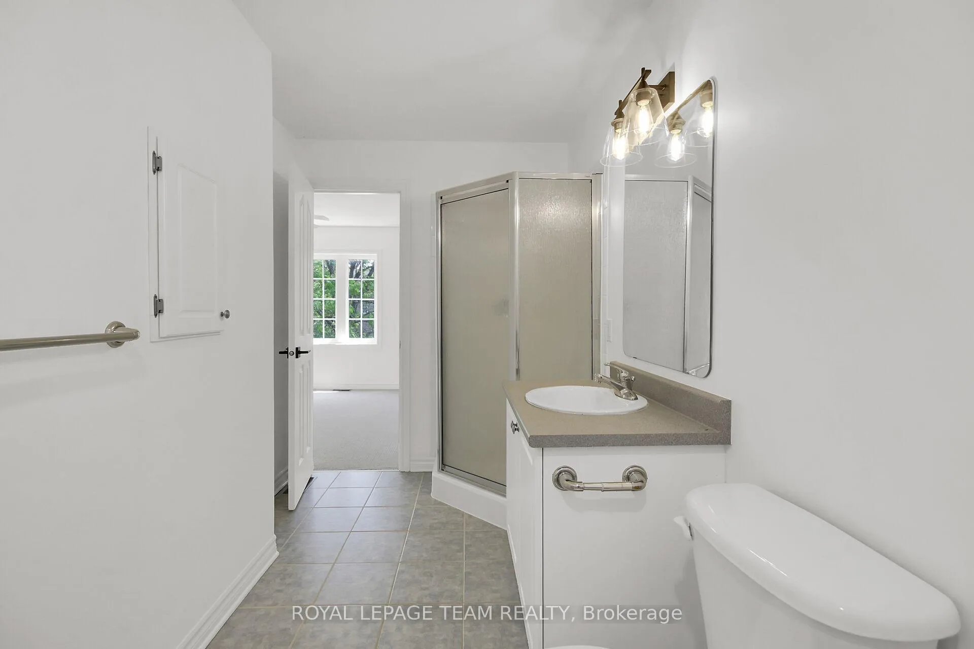 Photo 20 of 190 Saddlesmith Circle, Ottawa, Kanata - Emerald Meadows/Trailwest — HOMEH