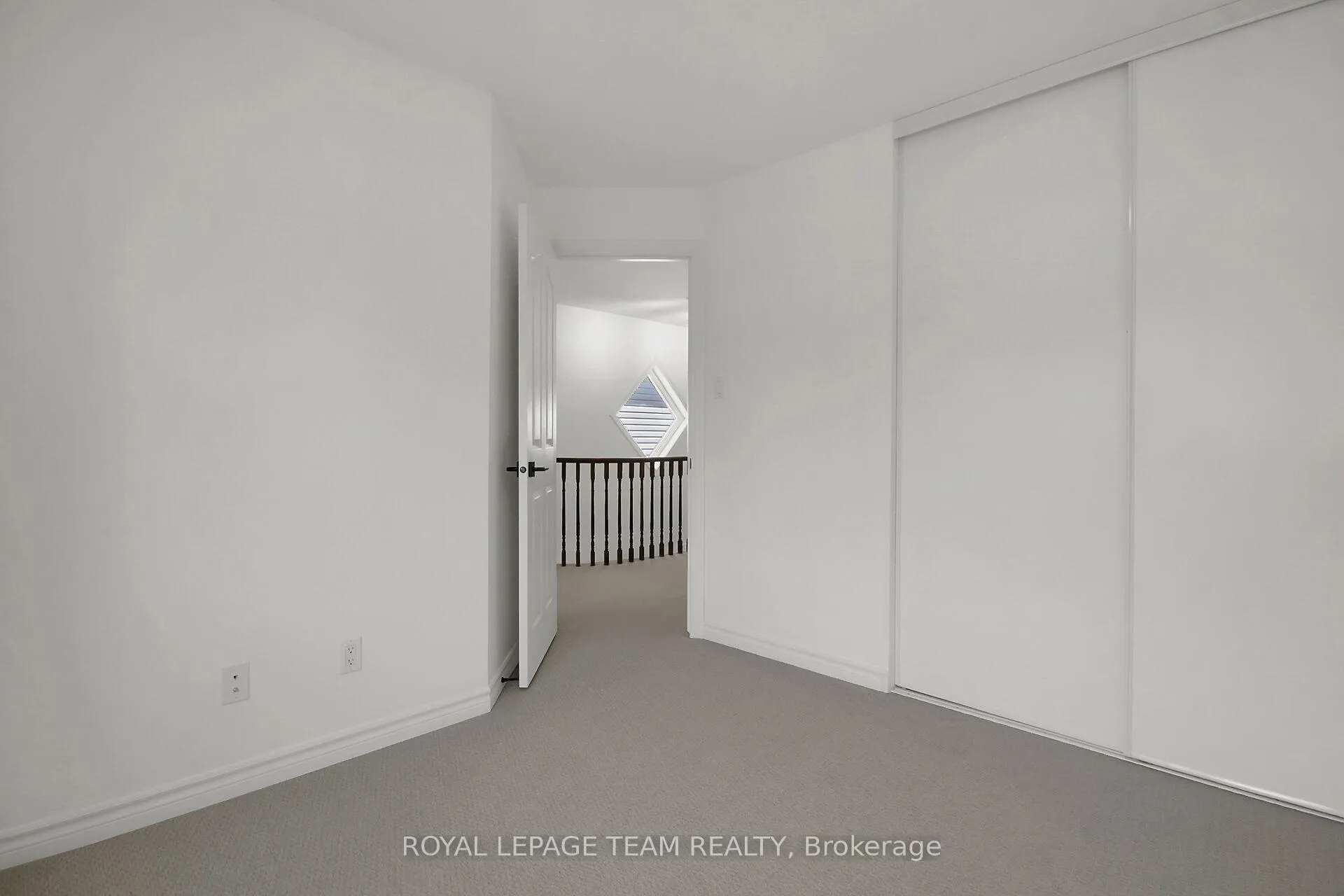 Photo 25 of 190 Saddlesmith Circle, Ottawa, Kanata - Emerald Meadows/Trailwest — HOMEH