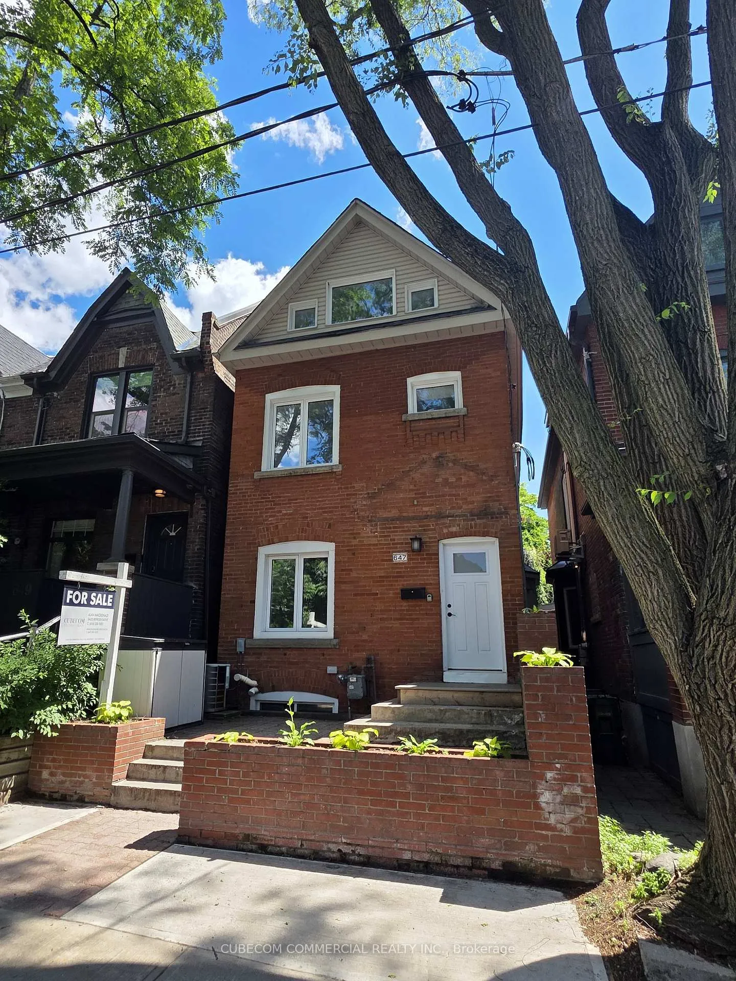 Photo 2 of 647 Logan Avenue, Toronto, North Riverdale — HOMEH