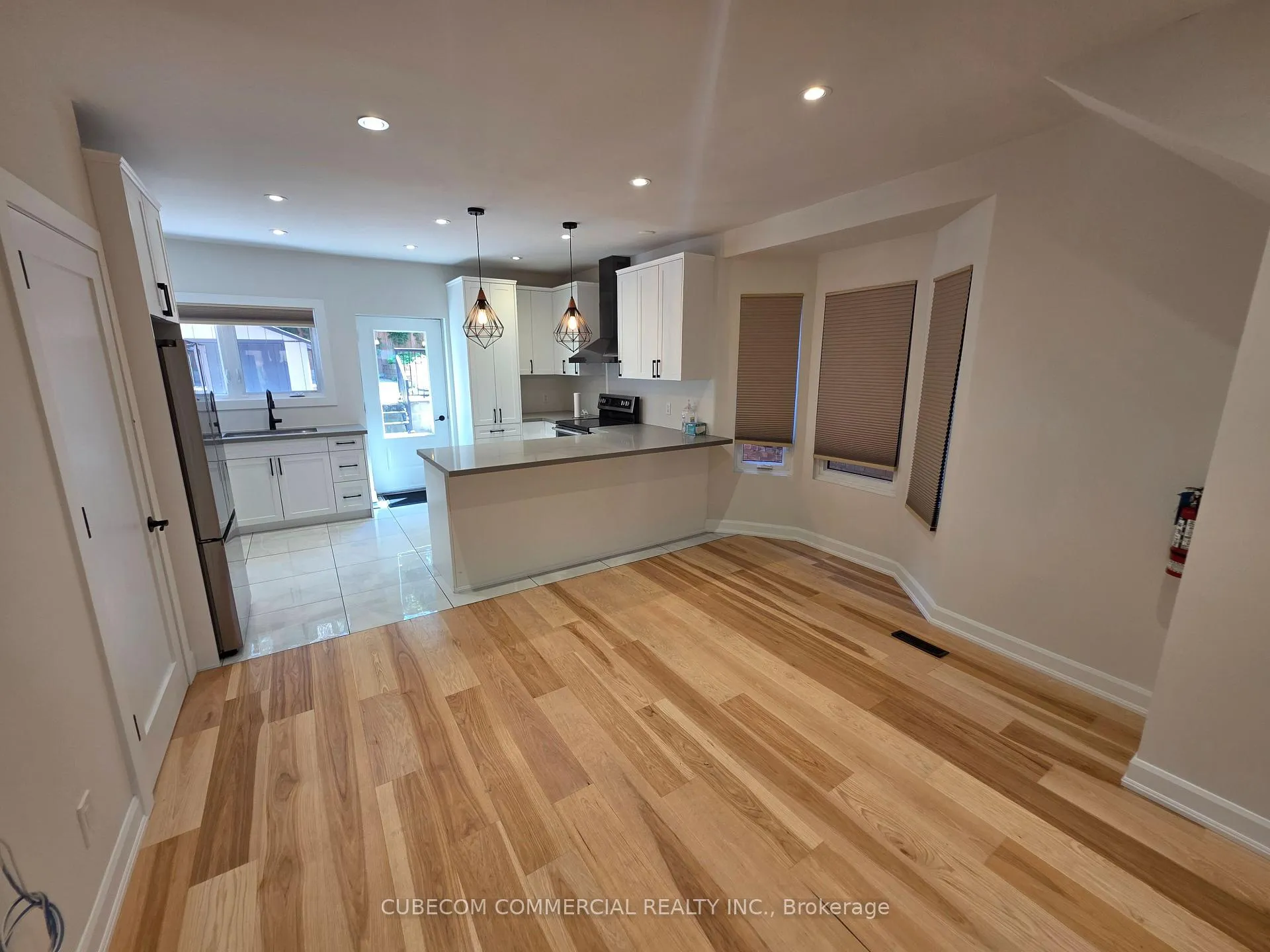 Photo 5 of 647 Logan Avenue, Toronto, North Riverdale — HOMEH