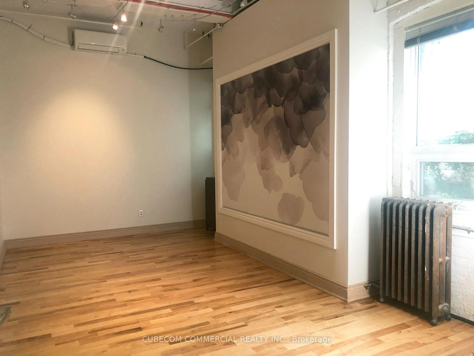 Photo 32 of 647 Logan Avenue, Toronto, North Riverdale — HOMEH