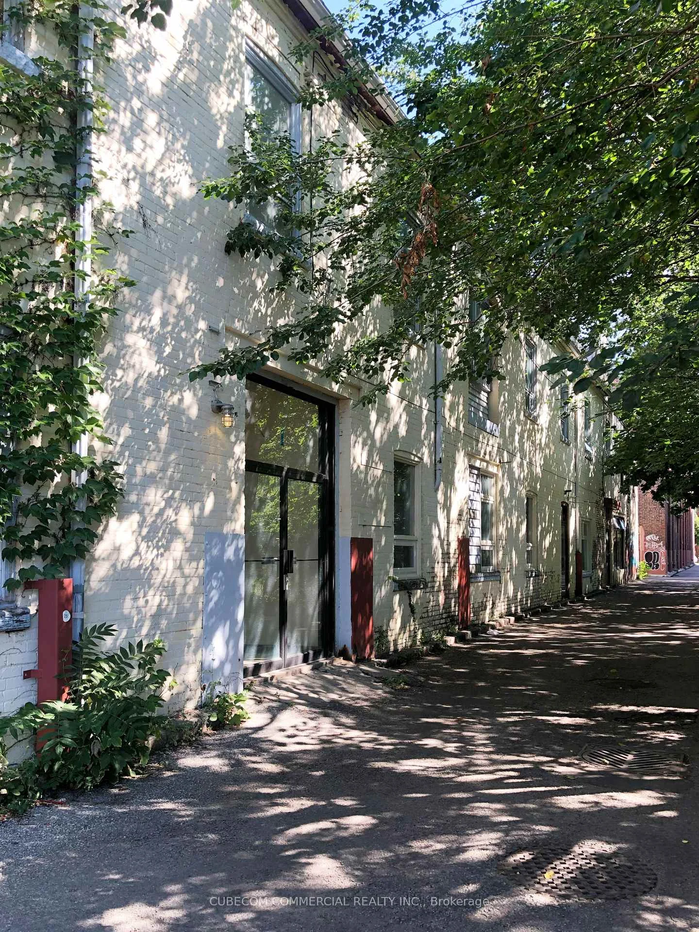 Photo 41 of 647 Logan Avenue, Toronto, North Riverdale — HOMEH
