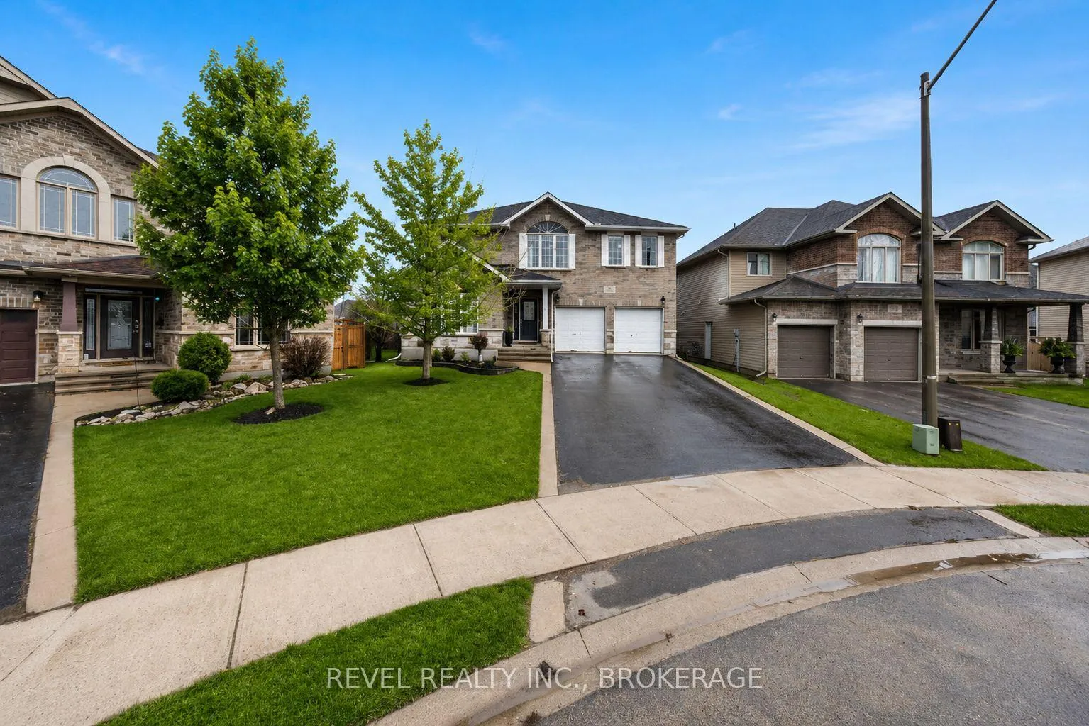 Photo 4 of 1557 Providence Crescent, Kingston, City Northwest — HOMEH