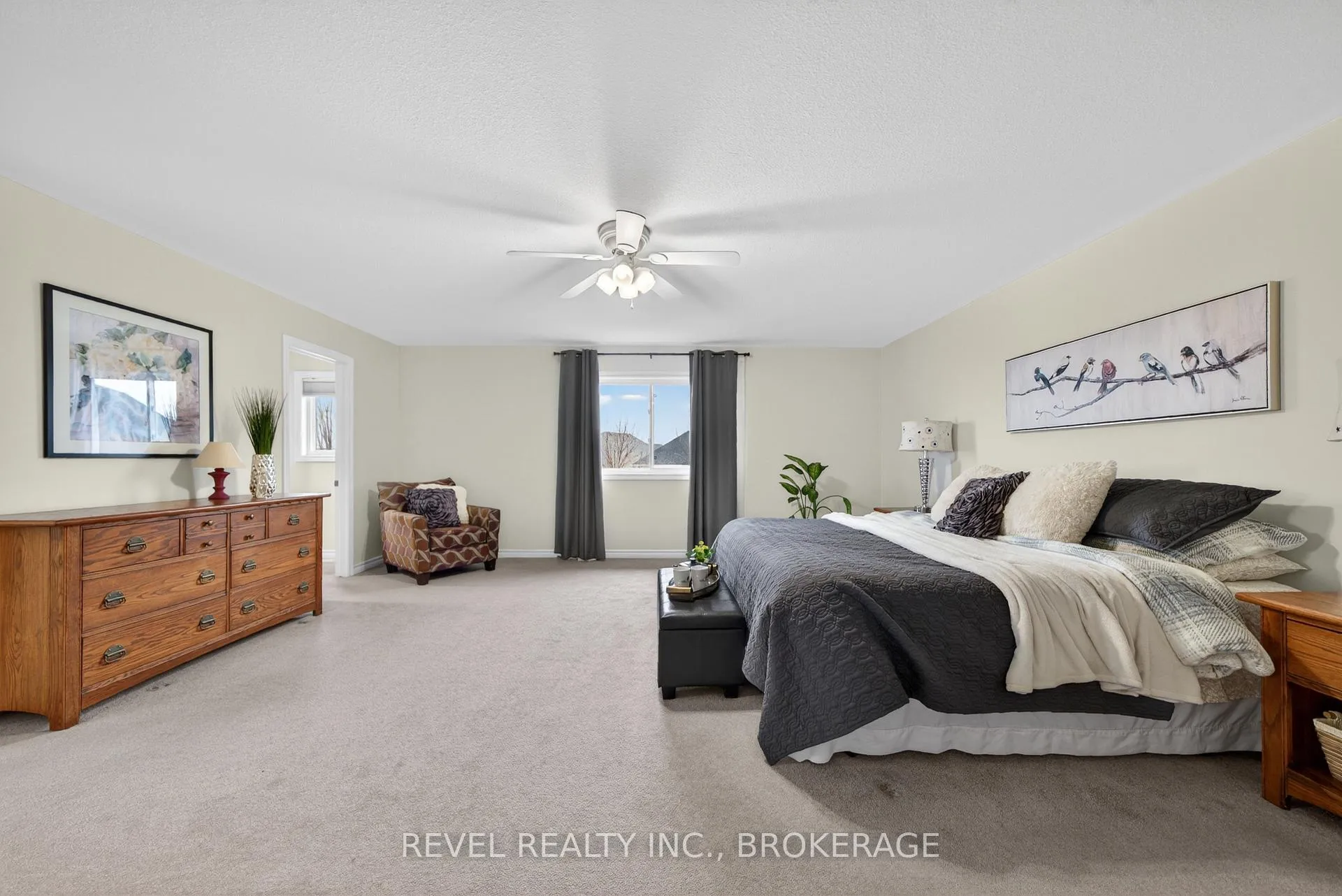 Photo 24 of 1557 Providence Crescent, Kingston, City Northwest — HOMEH