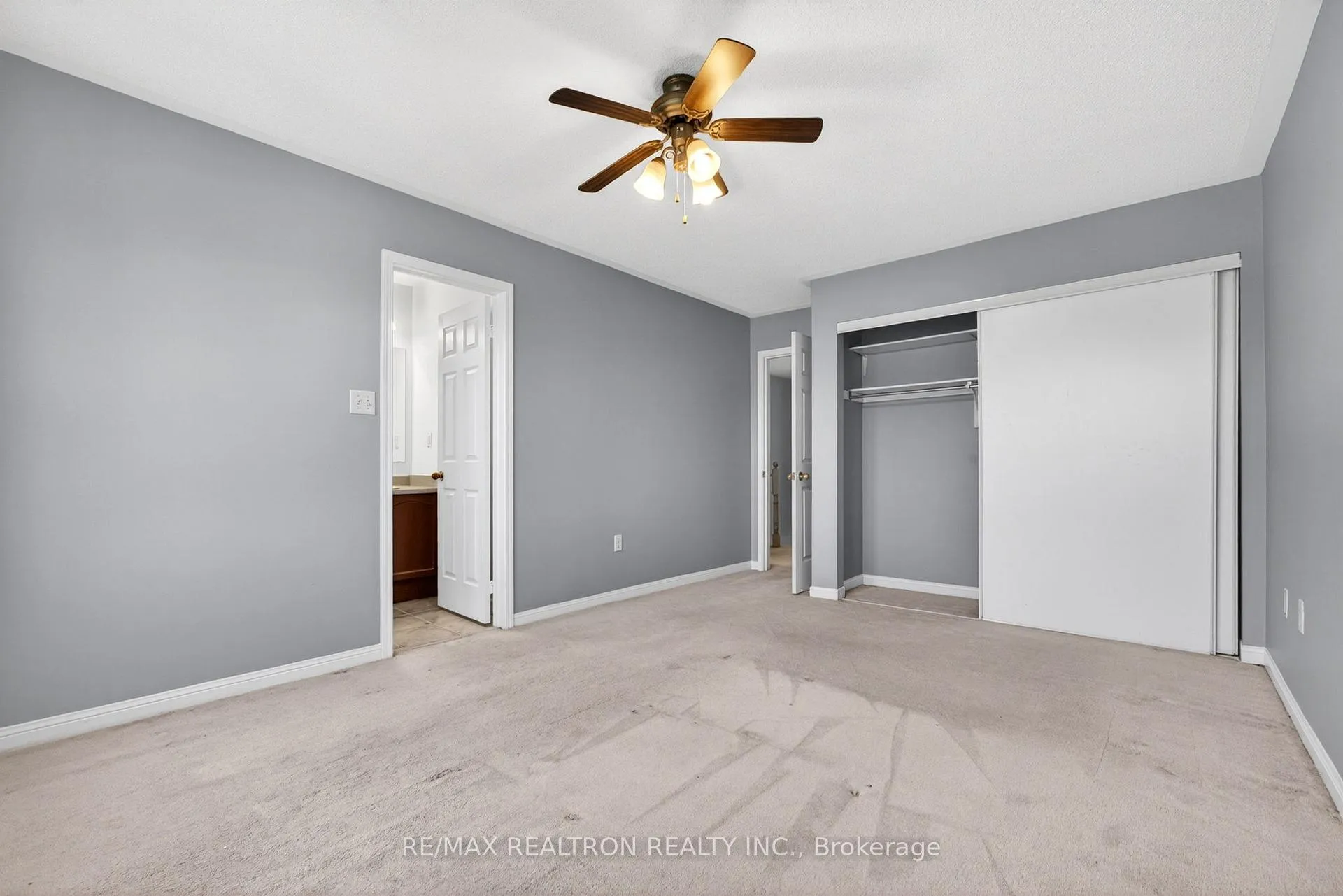 Photo 13 of 8 Toscana Drive, Whitby, Taunton North — HOMEH