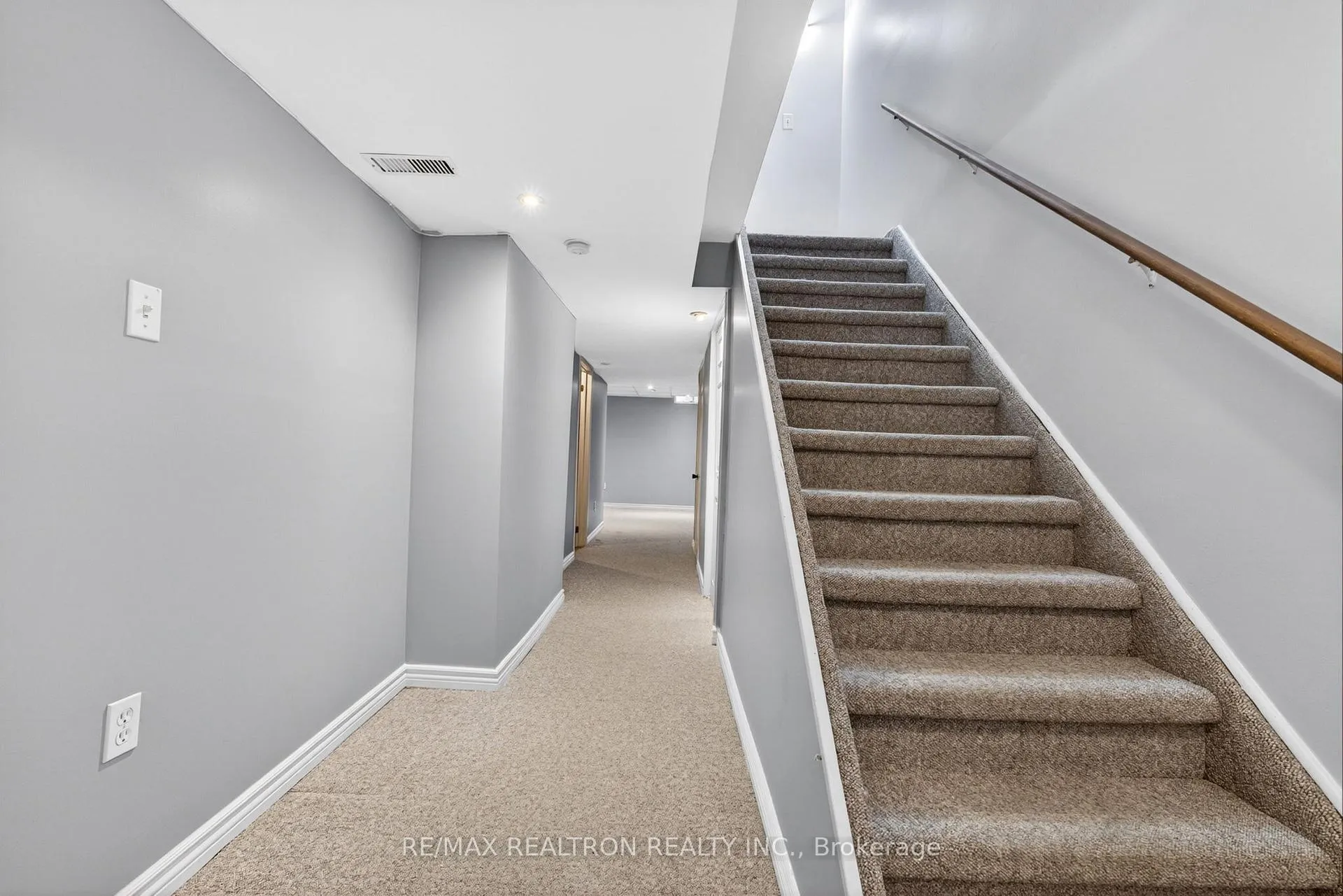 Photo 19 of 8 Toscana Drive, Whitby, Taunton North — HOMEH