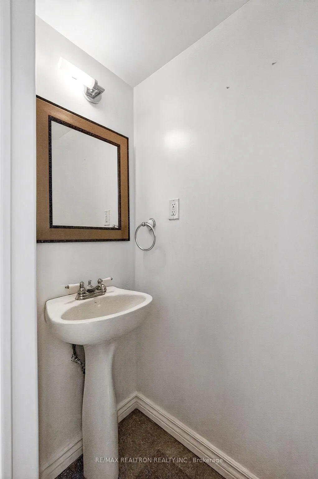 Photo 21 of 8 Toscana Drive, Whitby, Taunton North — HOMEH