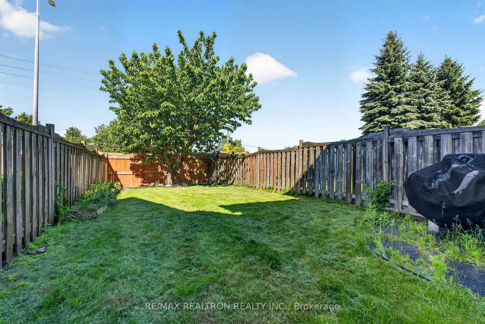 Photo 22 of 8 Toscana Drive, Whitby, Taunton North — HOMEH