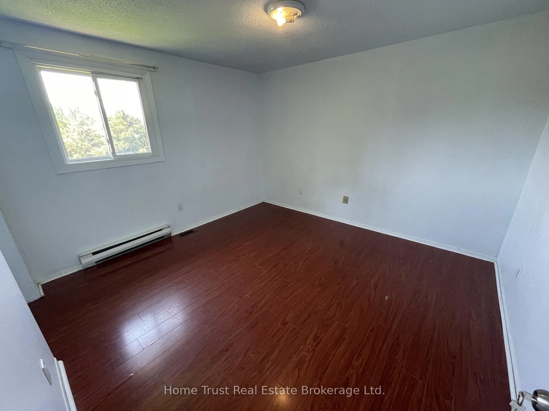 Photo 9 of 699 Scottsdale Drive, Guelph, Kortright West — HOMEH