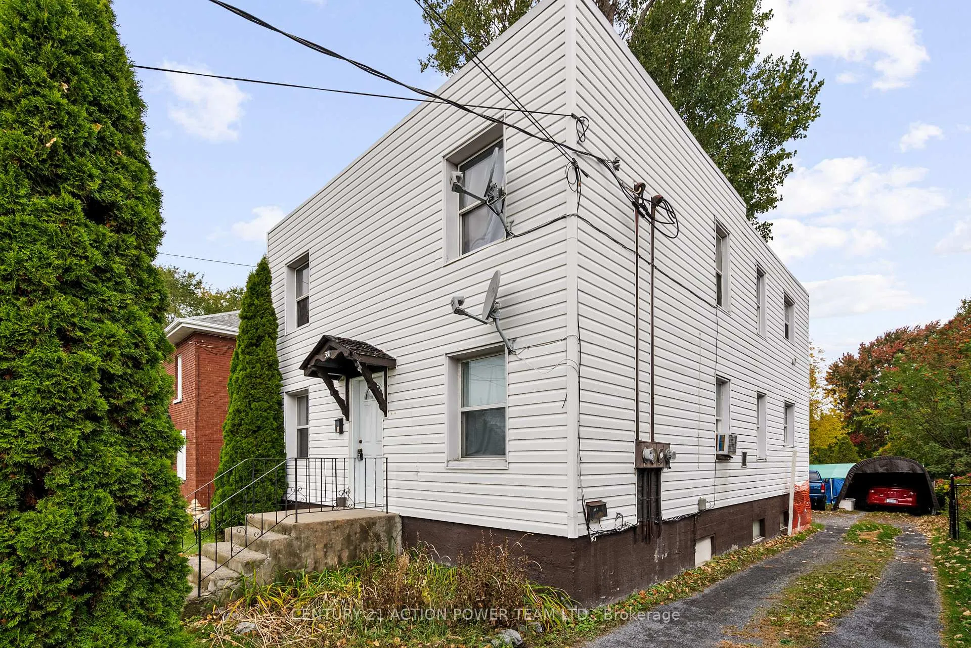 Photo 4 of 331 7th Street E, Cornwall — HOMEH