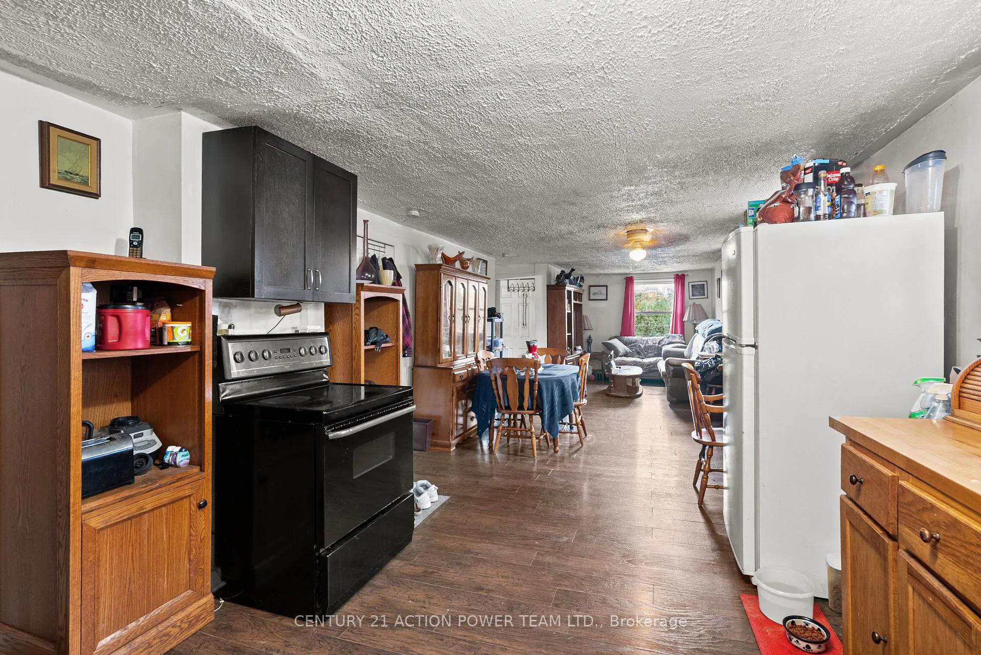 Photo 8 of 331 7th Street E, Cornwall — HOMEH