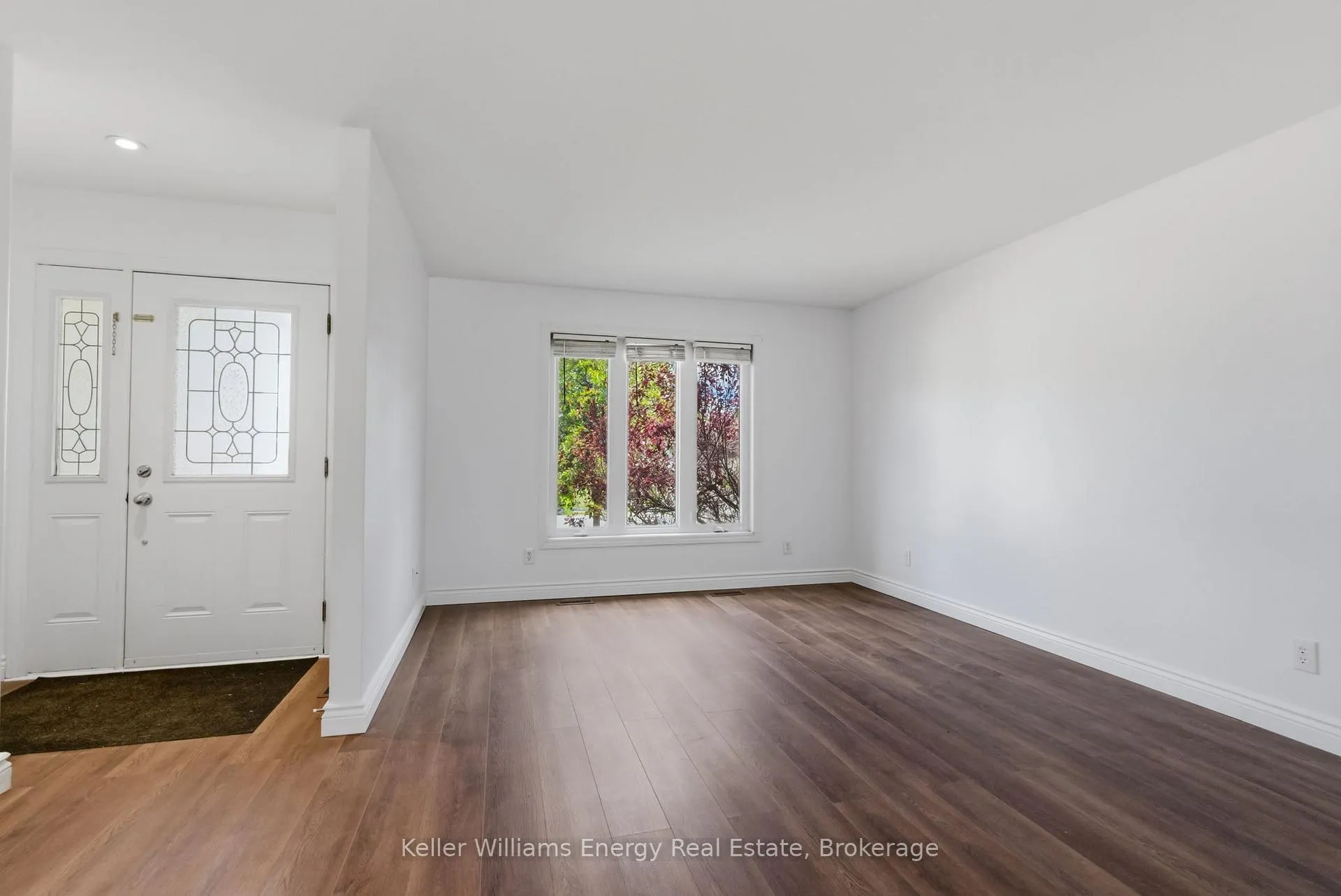Photo 3 of 170 Nicholas Street, Quinte West, Murray Ward — HOMEH