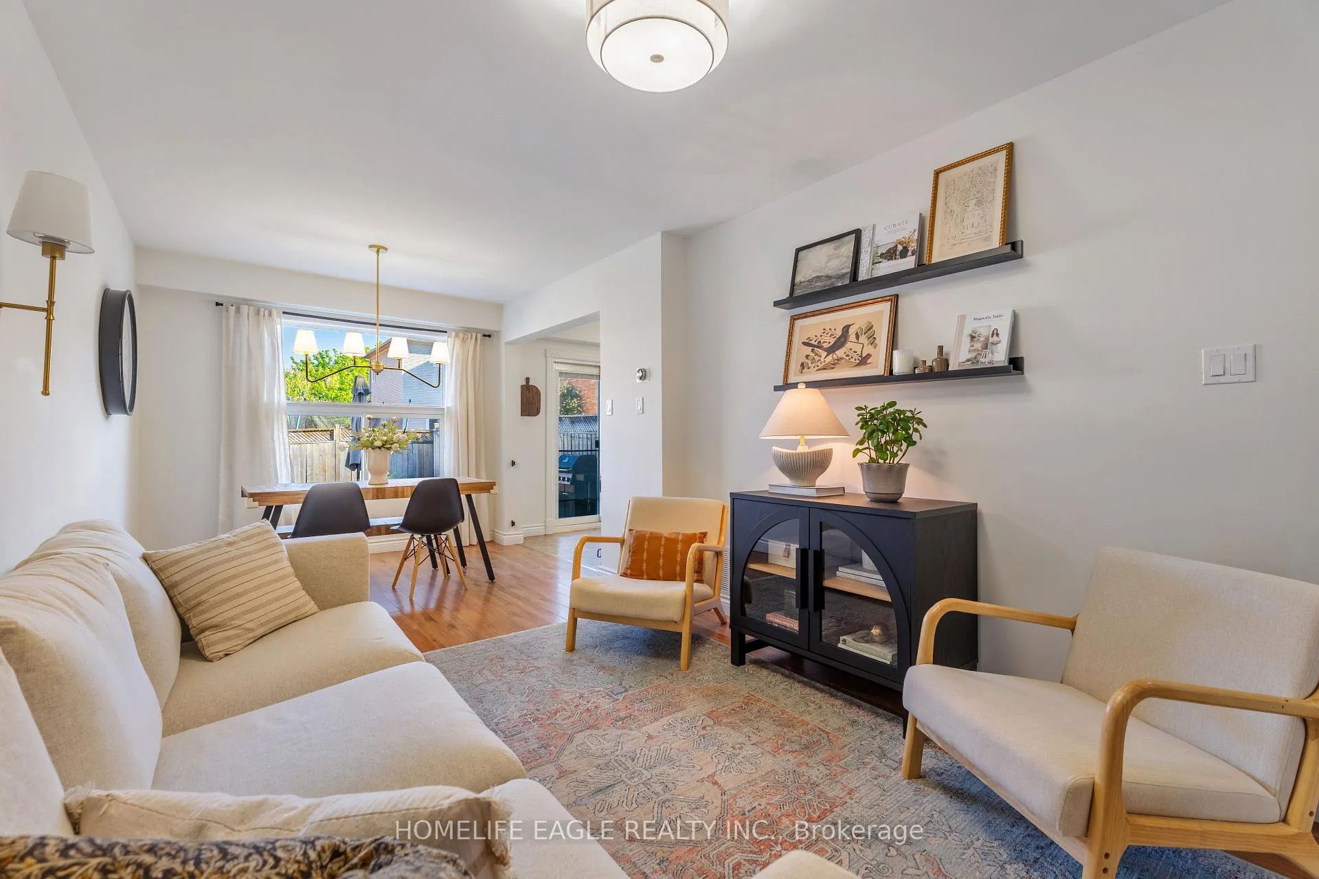 Photo 4 of 97 Crittenden Drive, Georgina, Keswick South — HOMEH