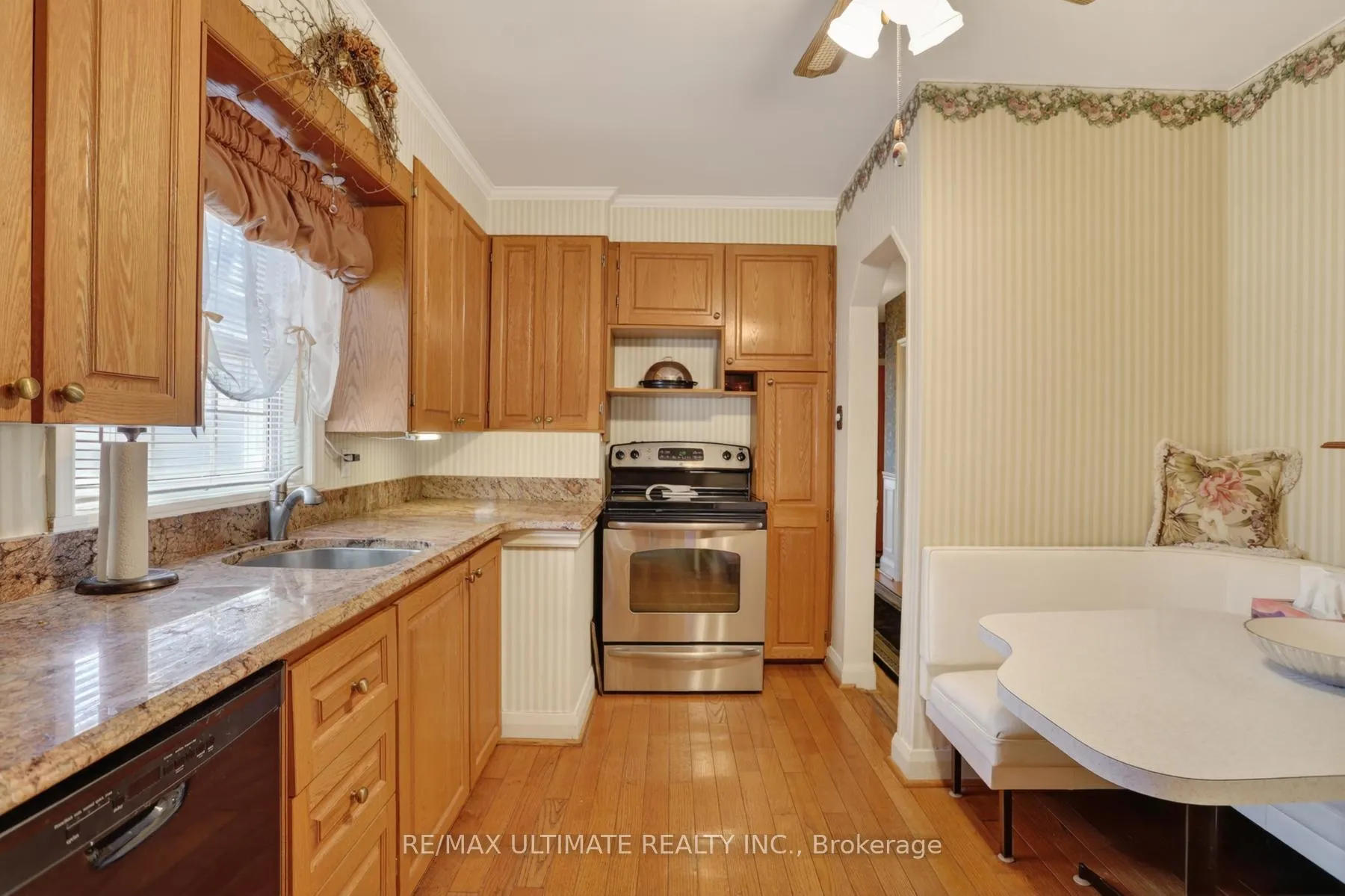 Photo 9 of 20 Corinne Crescent, Scarborough, Ionview — HOMEH