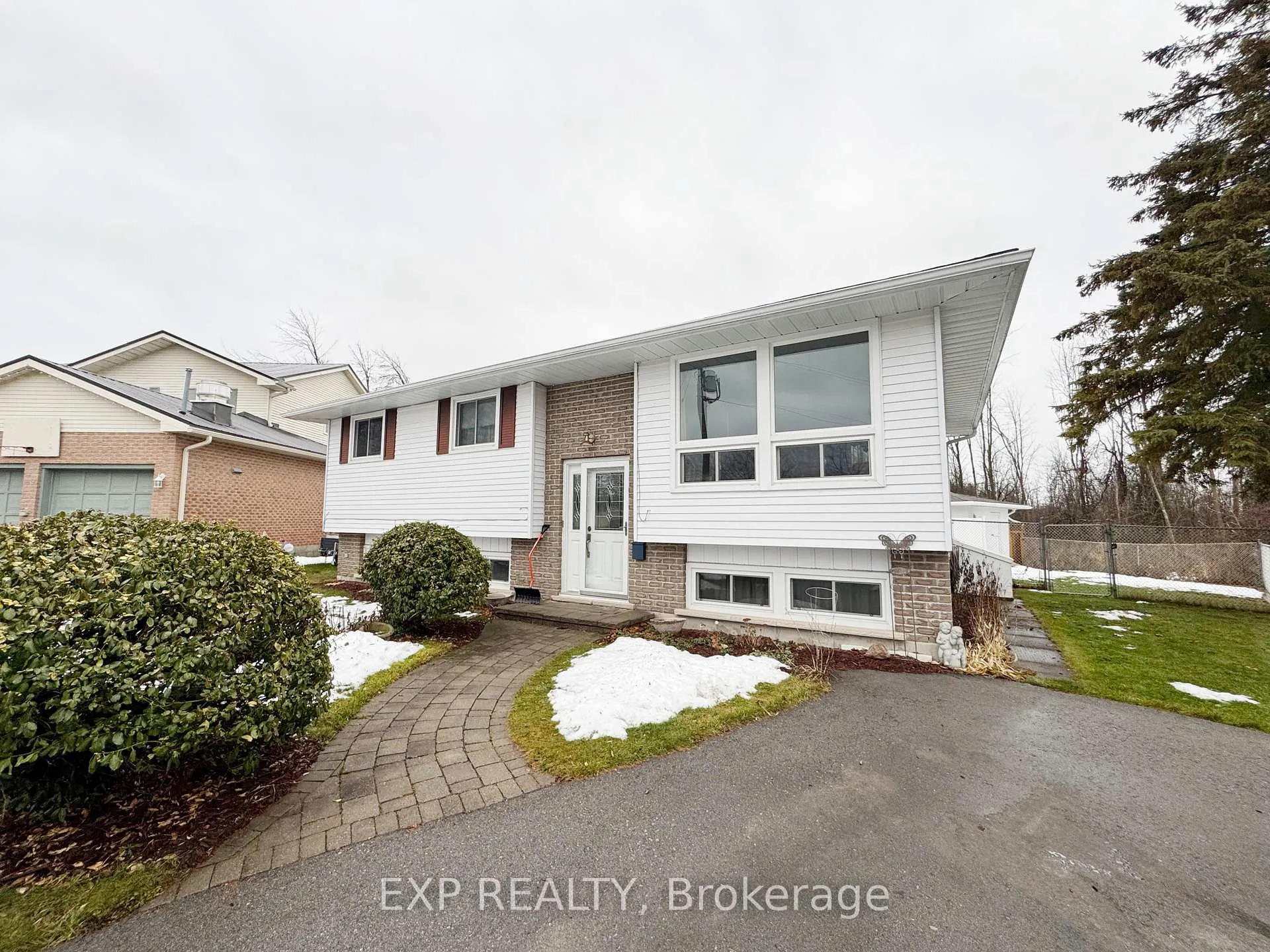 Photo 1 of 14 Dixie Place, Belleville, Belleville Ward — HOMEH