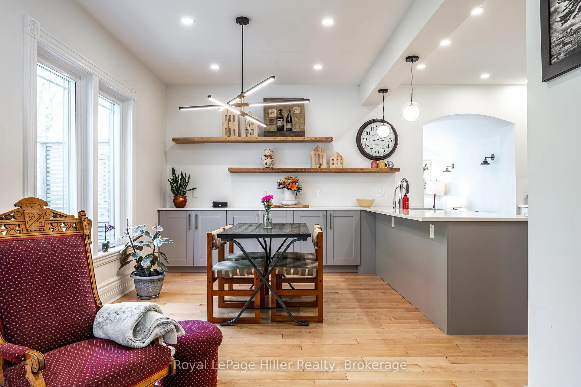 Photo 9 of 71 Douglas Street, Stratford — HOMEH