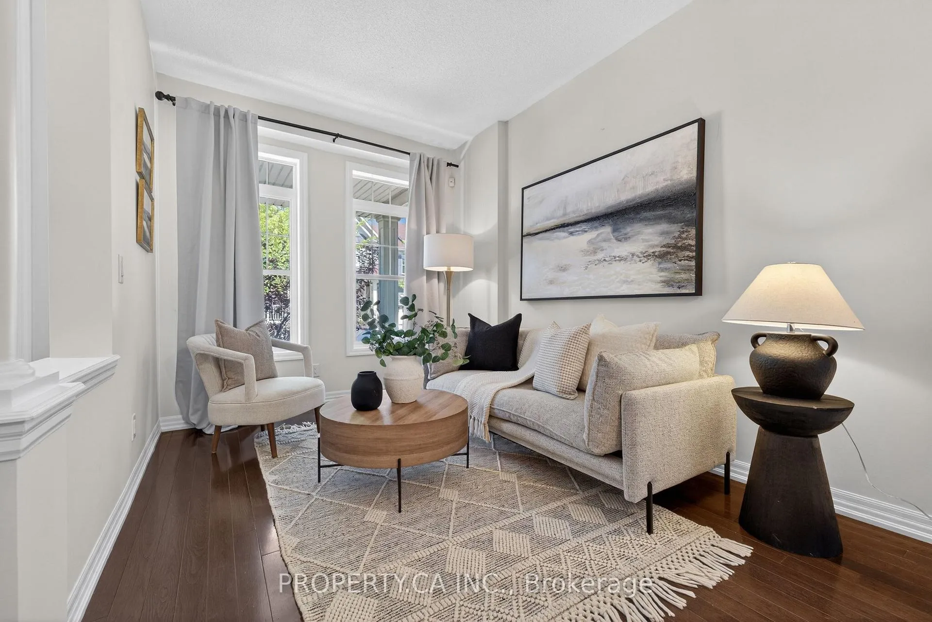Photo 5 of 101 Aird Court, Milton, Scott — HOMEH