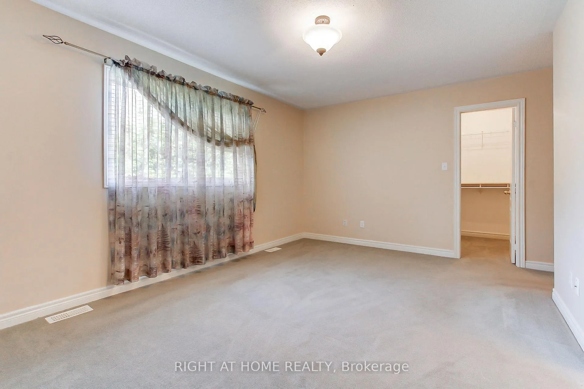 Photo 28 of 50 Dovedale Drive, Georgina, Keswick South — HOMEH