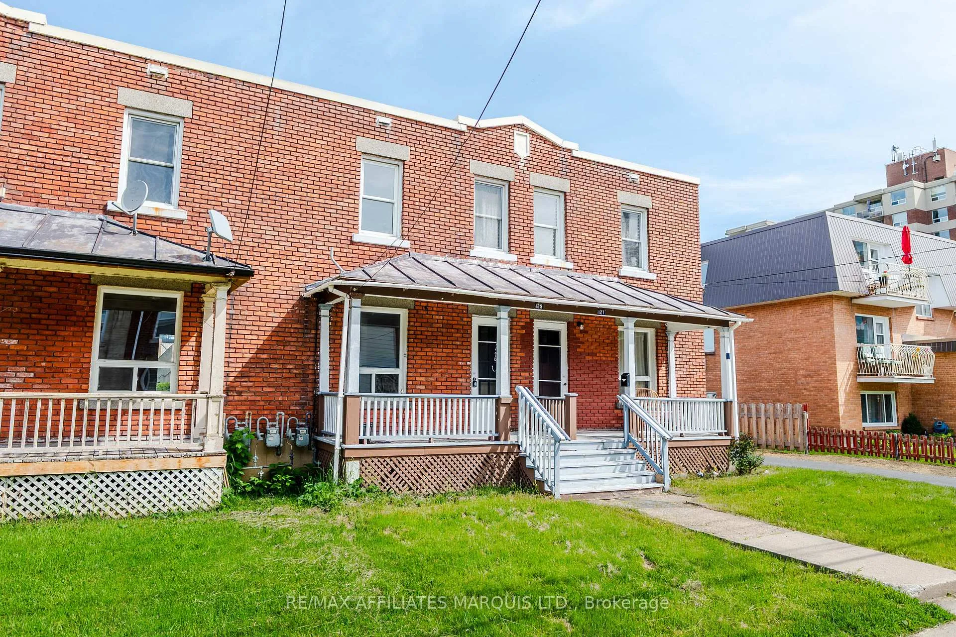 Photo 3 of 129 First Street W, Cornwall — HOMEH