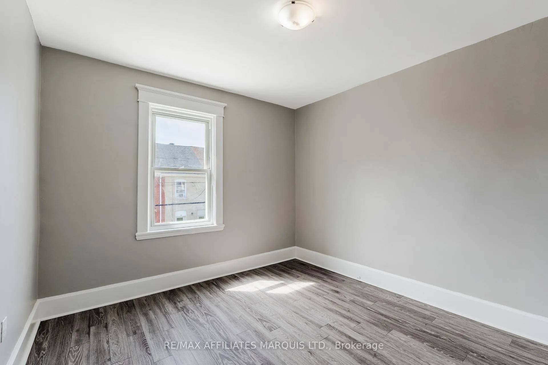 Photo 20 of 129 First Street W, Cornwall — HOMEH