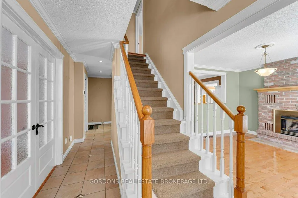 Photo 6 of 1 Buckingham Court, Kingston, Kingston East (Incl Barret Crt) — HOMEH