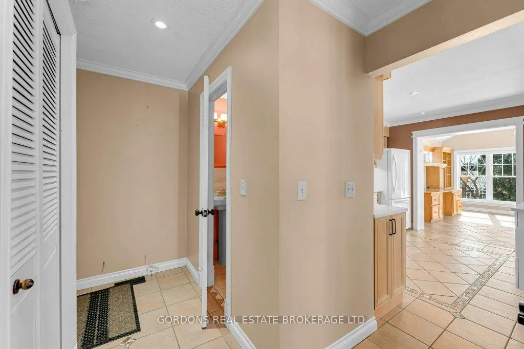 Photo 16 of 1 Buckingham Court, Kingston, Kingston East (Incl Barret Crt) — HOMEH