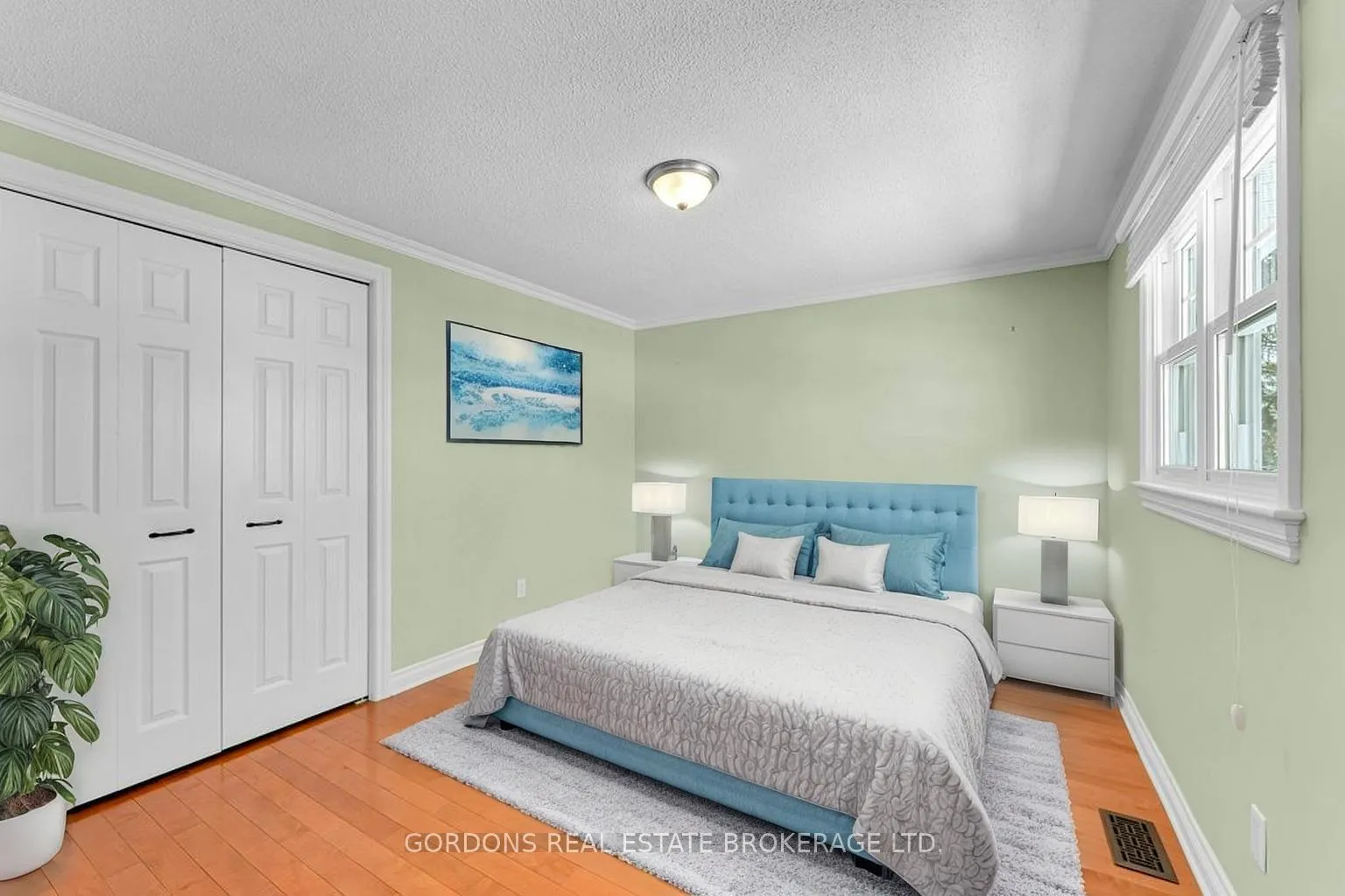 Photo 32 of 1 Buckingham Court, Kingston, Kingston East (Incl Barret Crt) — HOMEH