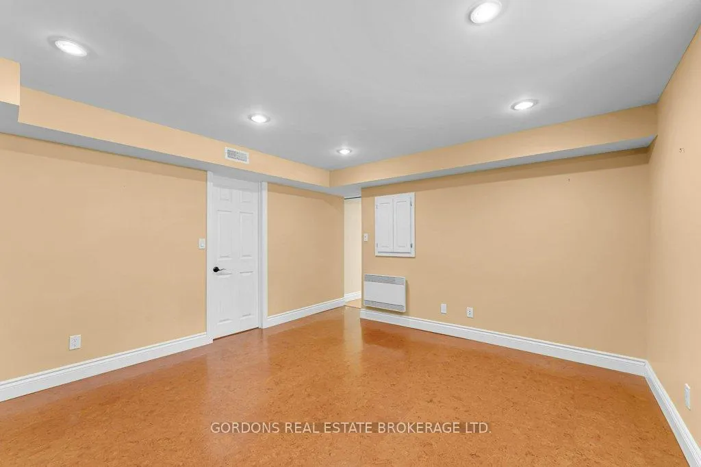 Photo 40 of 1 Buckingham Court, Kingston, Kingston East (Incl Barret Crt) — HOMEH