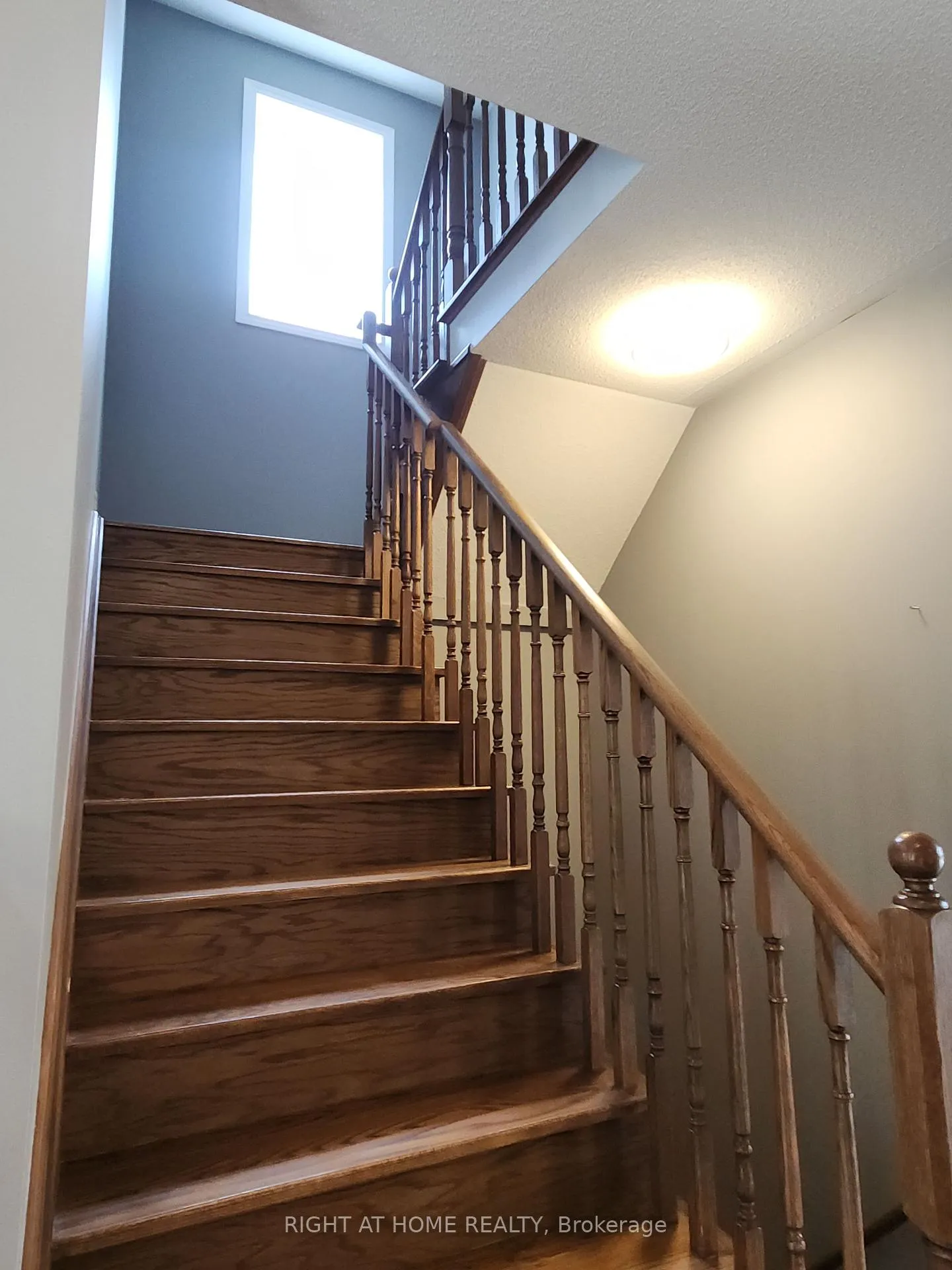 Photo 9 of 10 Collier Crescent, Essa, Angus — HOMEH
