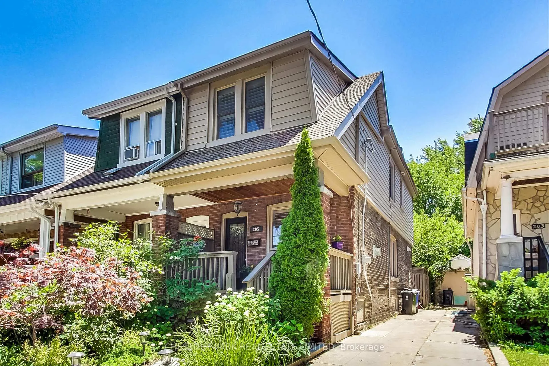 Photo 2 of 205 Browning Avenue, Toronto, Playter Estates-Danforth — HOMEH