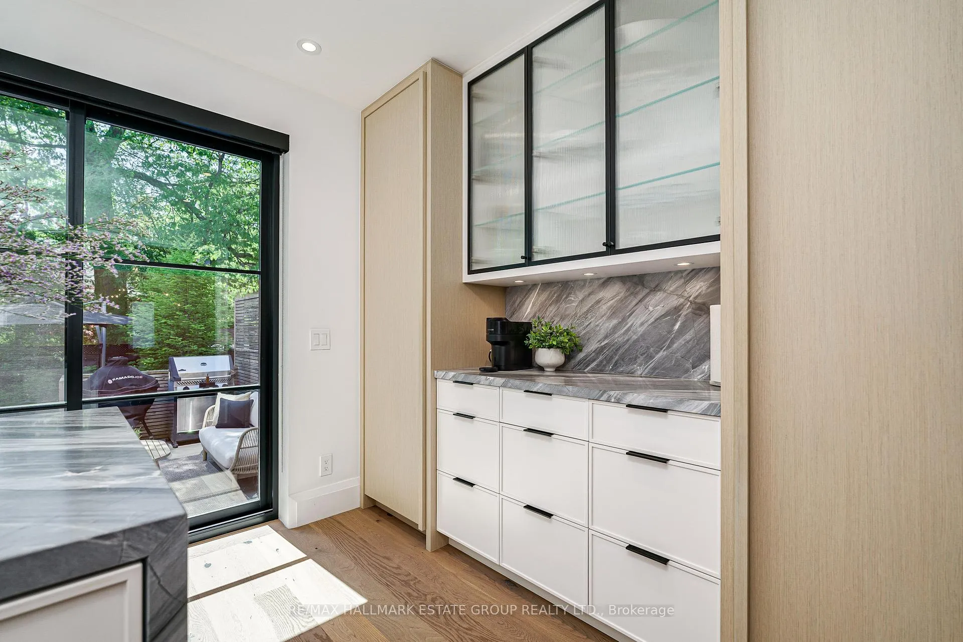 Photo 16 of 40 Courcelette Road, Scarborough, Birchcliffe-Cliffside — HOMEH