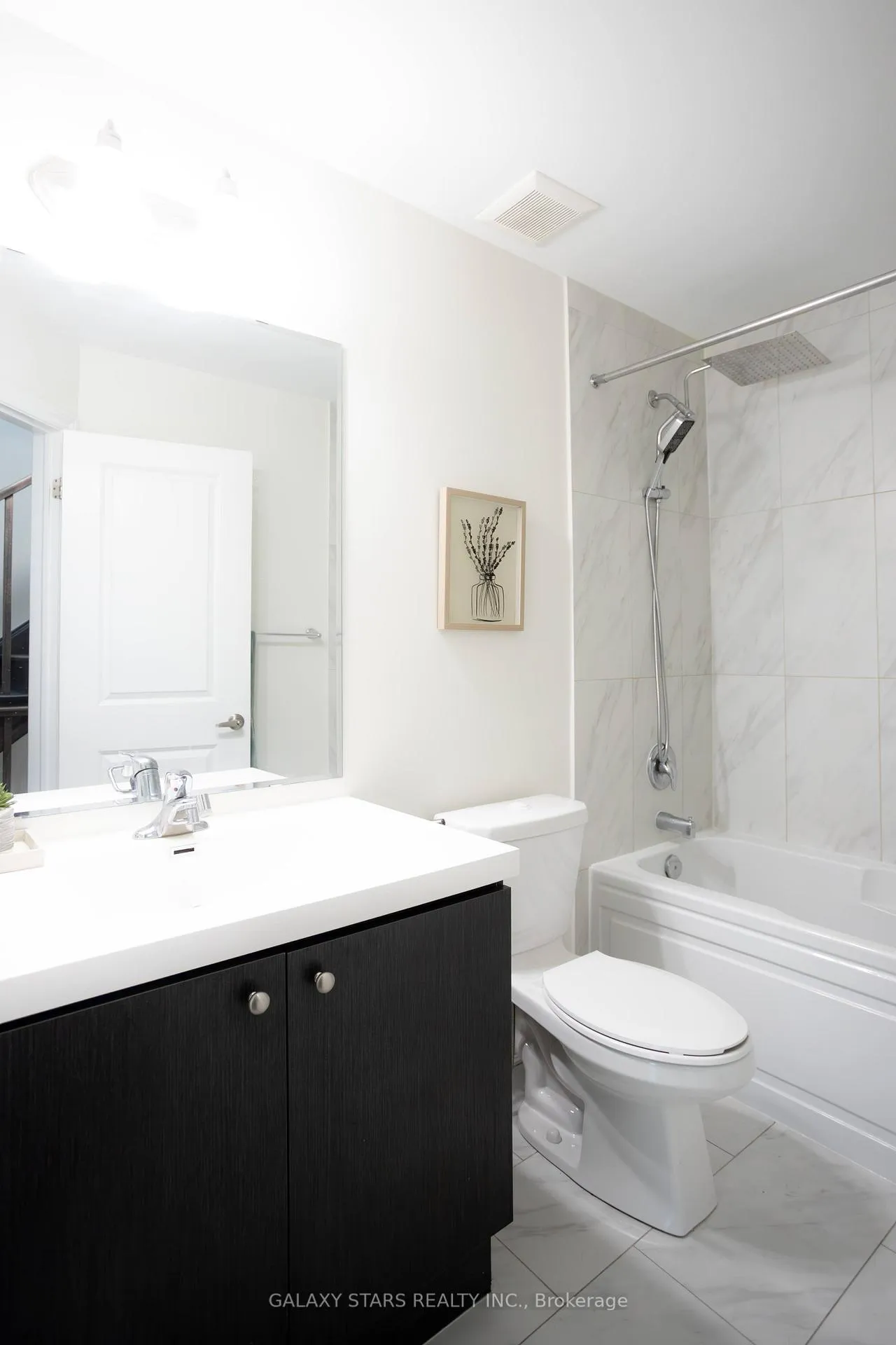 Photo 11 of Unit 508, 1034 Reflection Place, Pickering, Rural Pickering — HOMEH