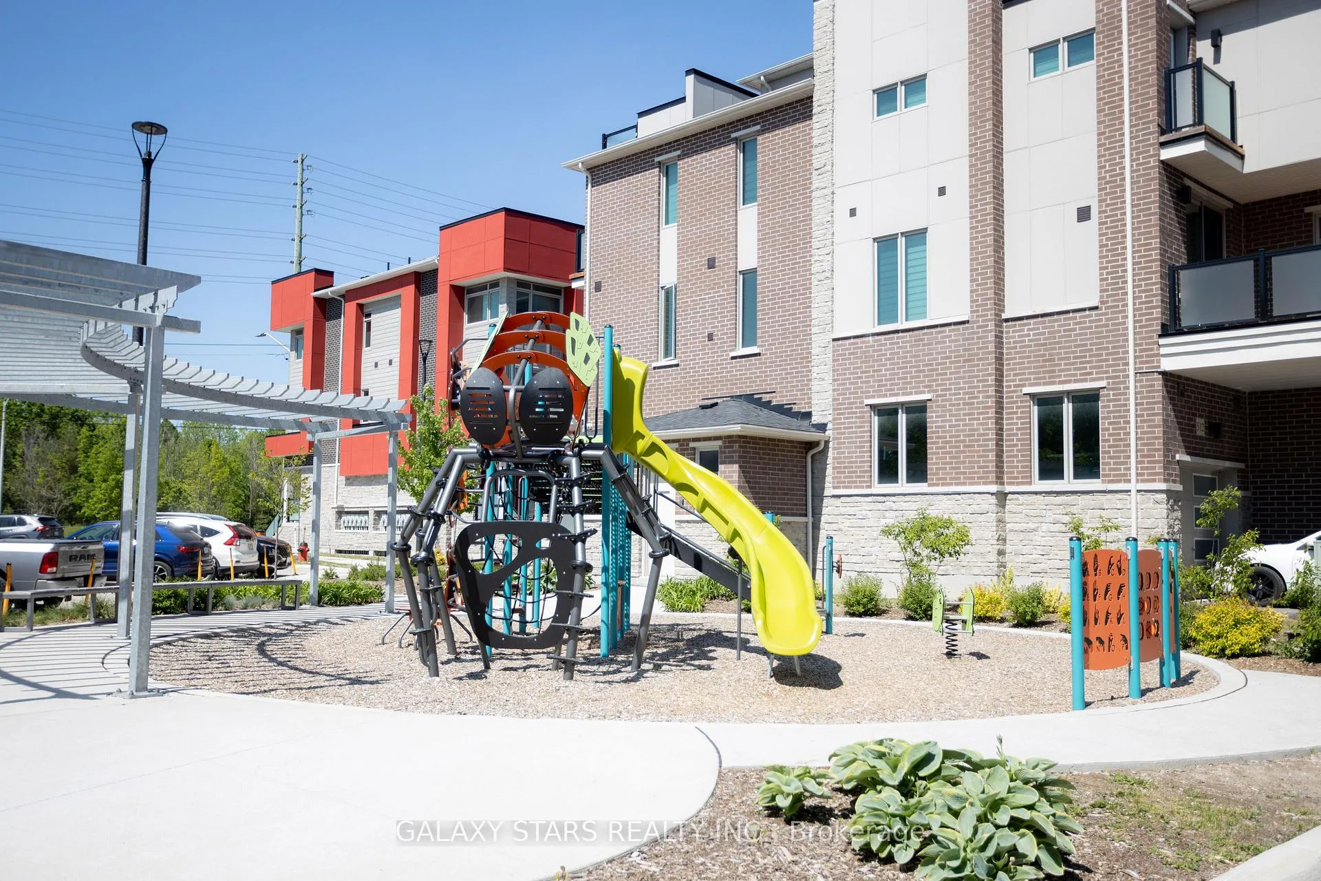Photo 21 of Unit 508, 1034 Reflection Place, Pickering, Rural Pickering — HOMEH
