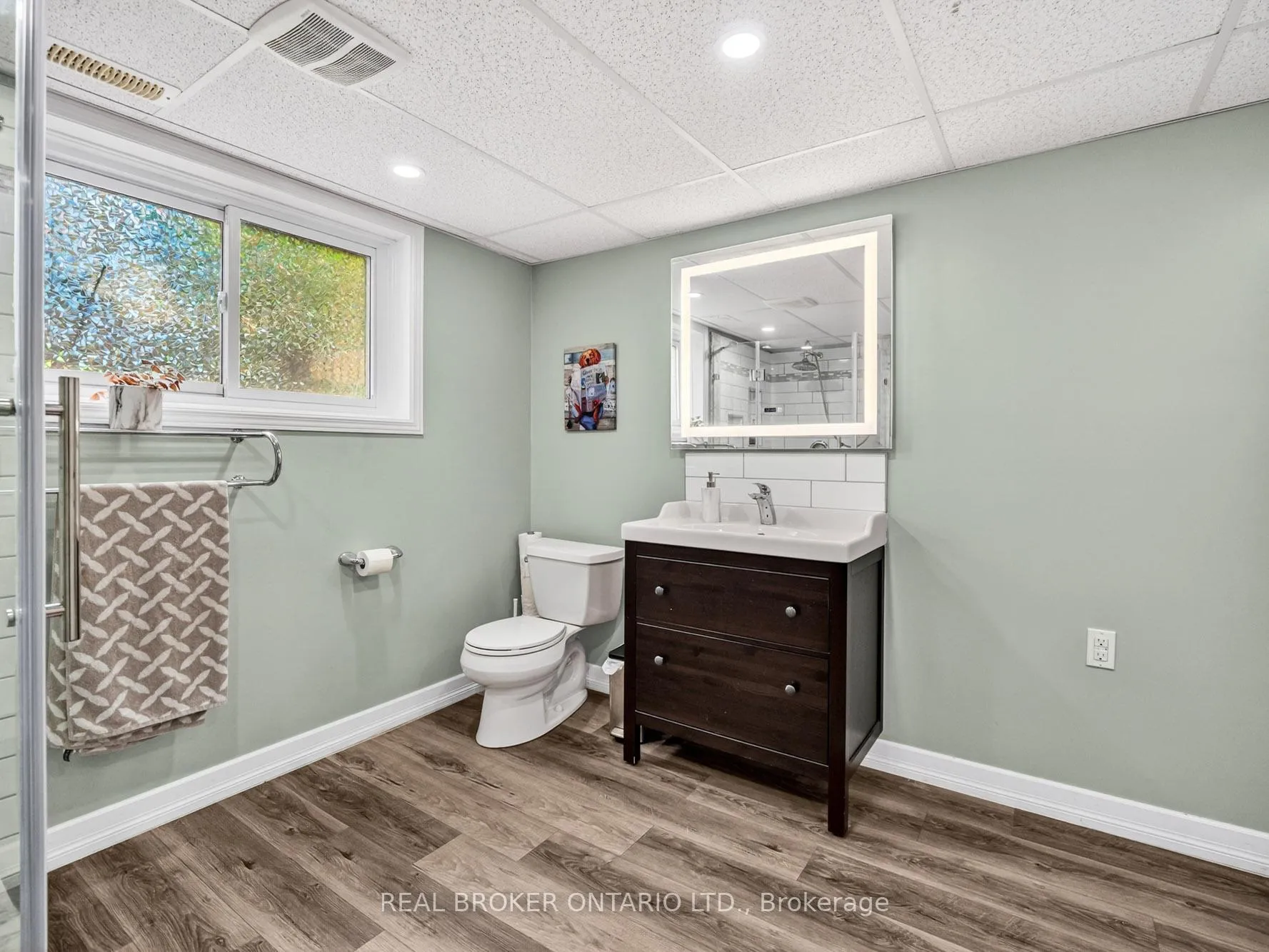 Photo 22 of 63 Harrison Avenue, Welland, Lincoln/Crowland — HOMEH