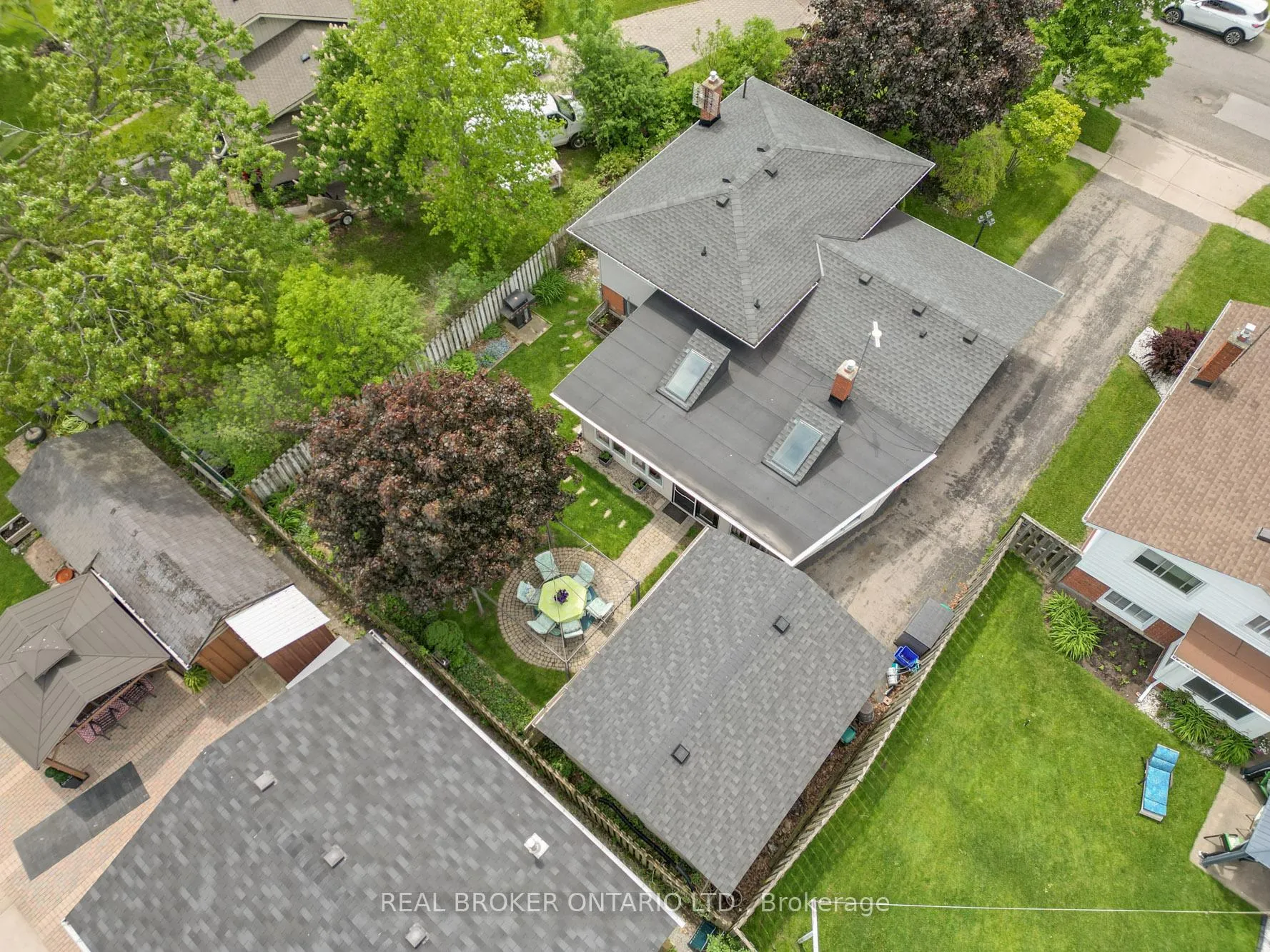 Photo 34 of 63 Harrison Avenue, Welland, Lincoln/Crowland — HOMEH